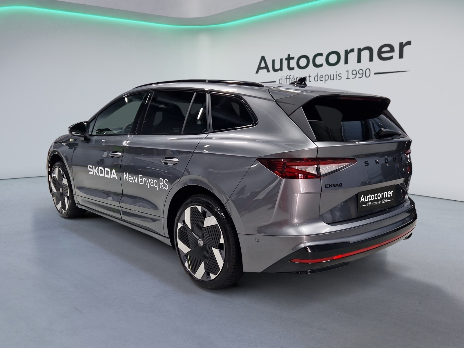 SKODA Enyaq 4x4 RS-showroom-element-1