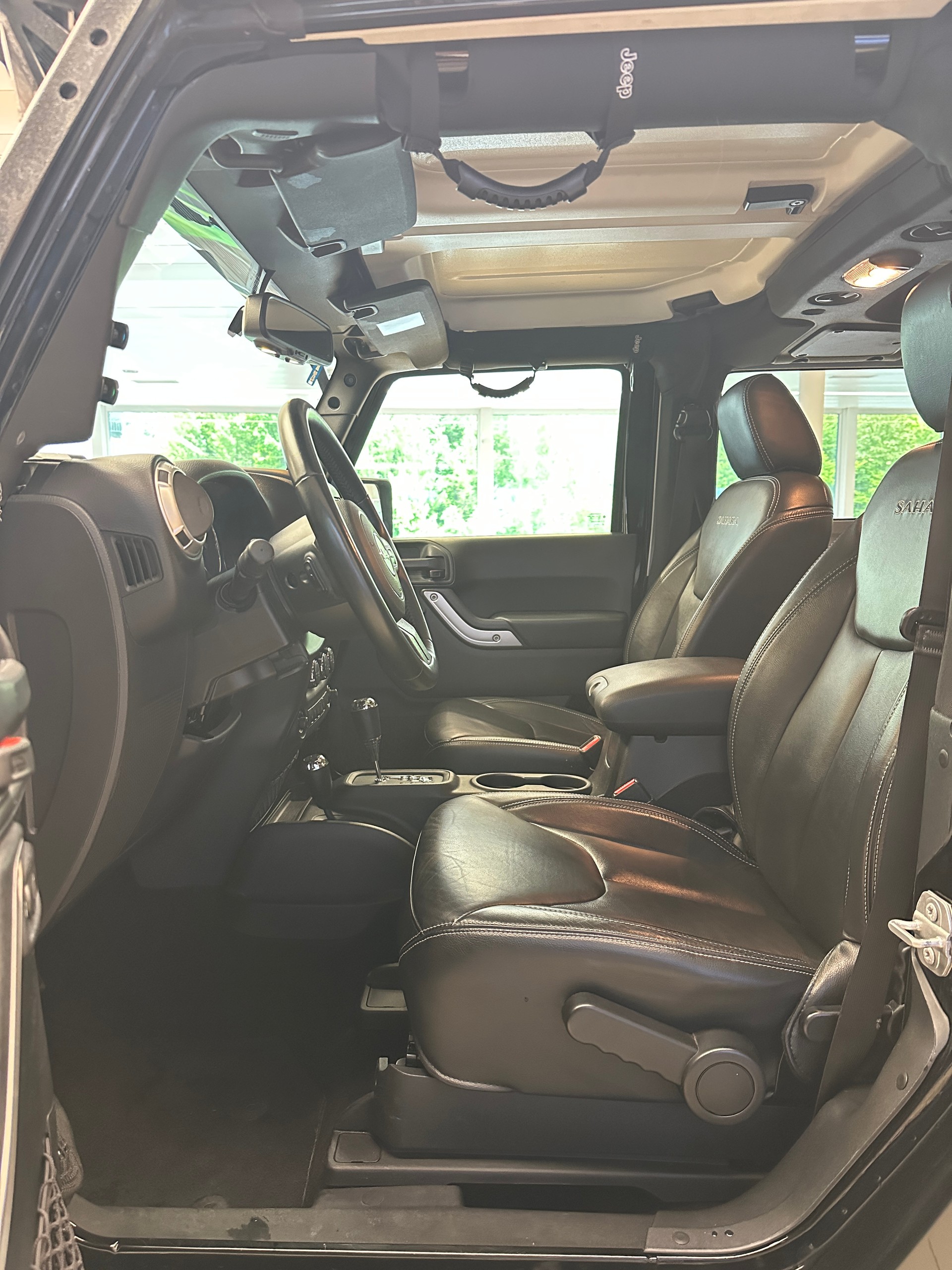 JEEP Wrangler 3.6 Sahara Automatic-image-8