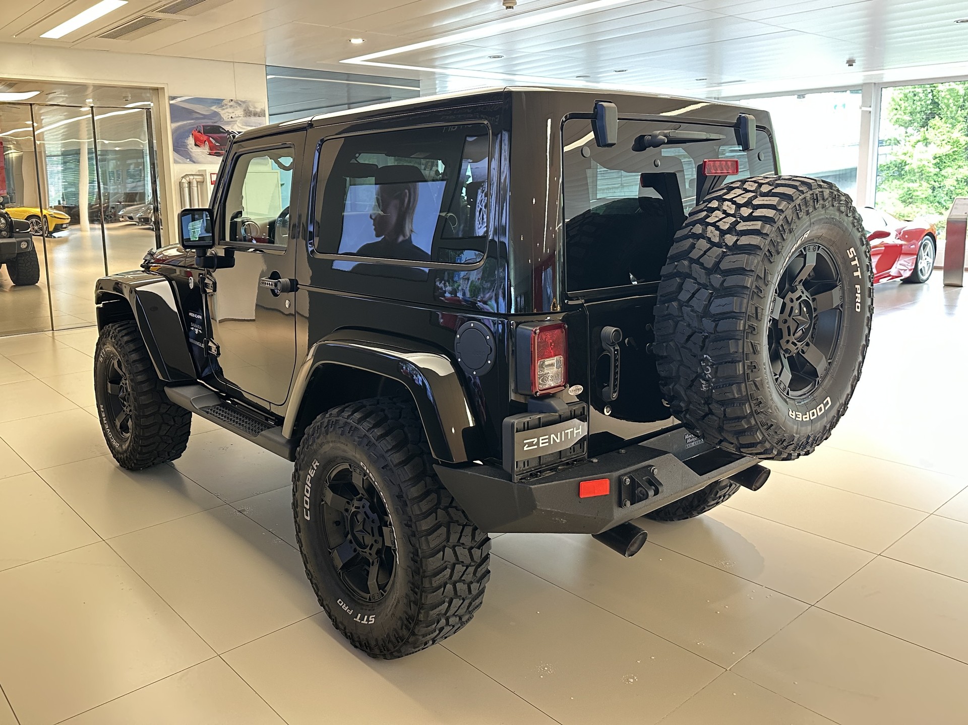 JEEP Wrangler 3.6 Sahara Automatic-image-6