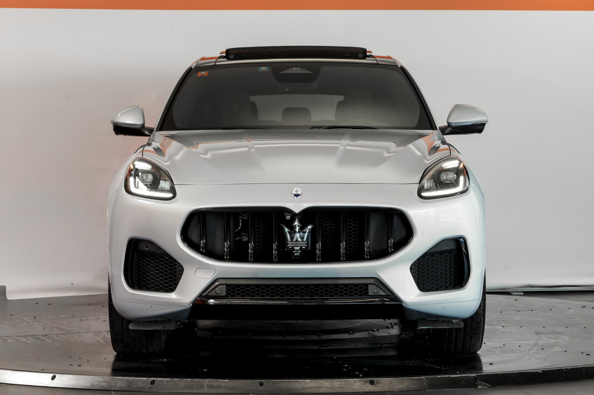 MASERATI Grecale 2.0 MHEV Modena Hybrid Automatica-showroom-element-1