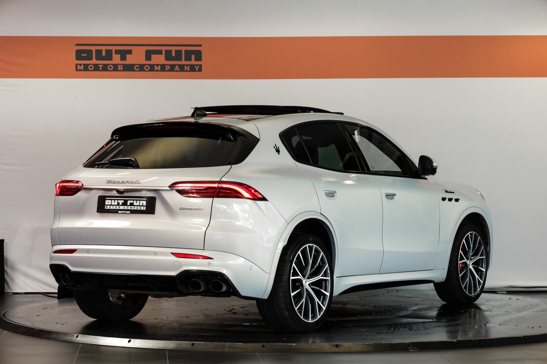 MASERATI Grecale 2.0 MHEV Modena Hybrid Automatica-showroom-element-3