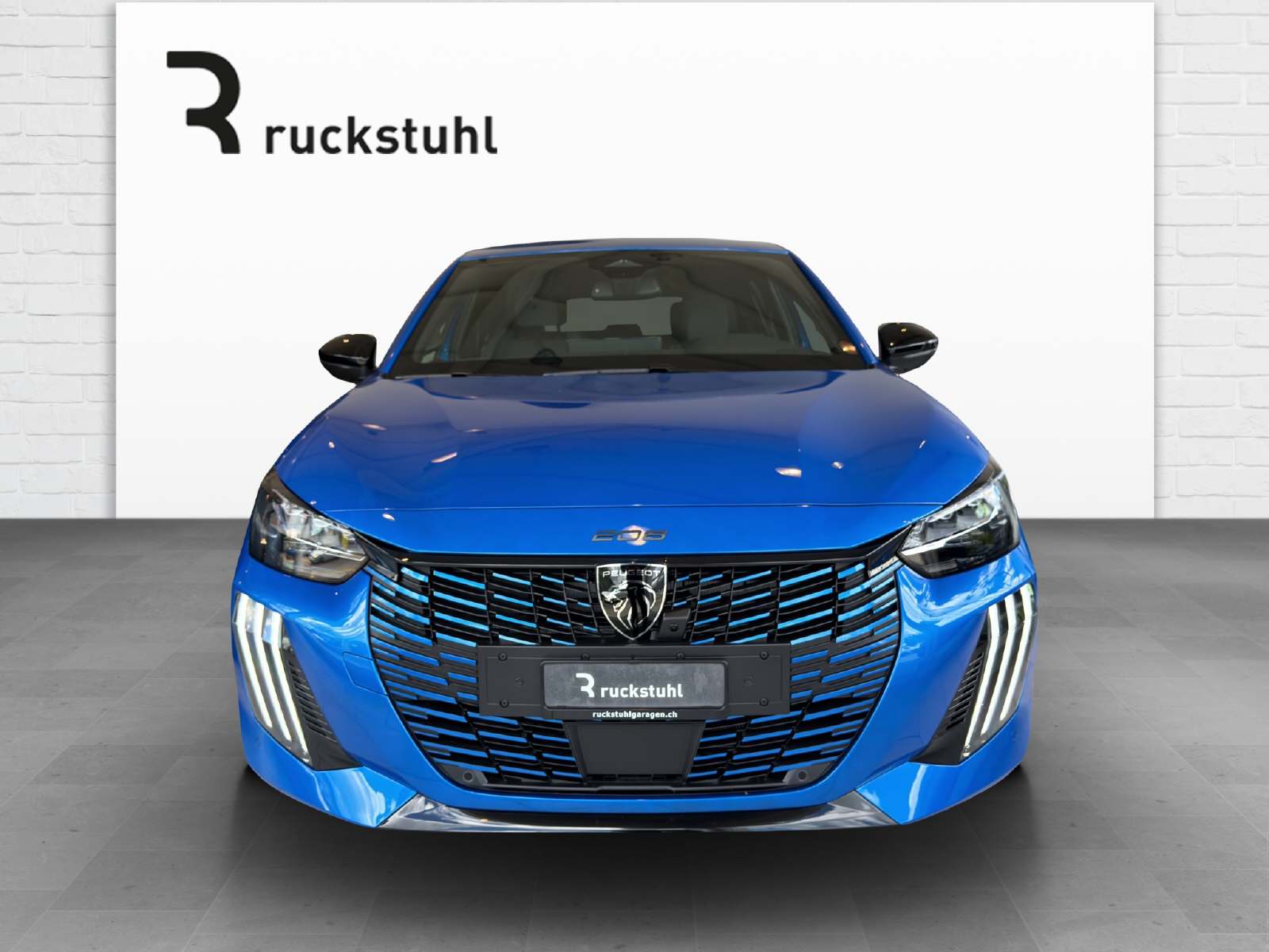 PEUGEOT 208 e-GT-showroom-element-1