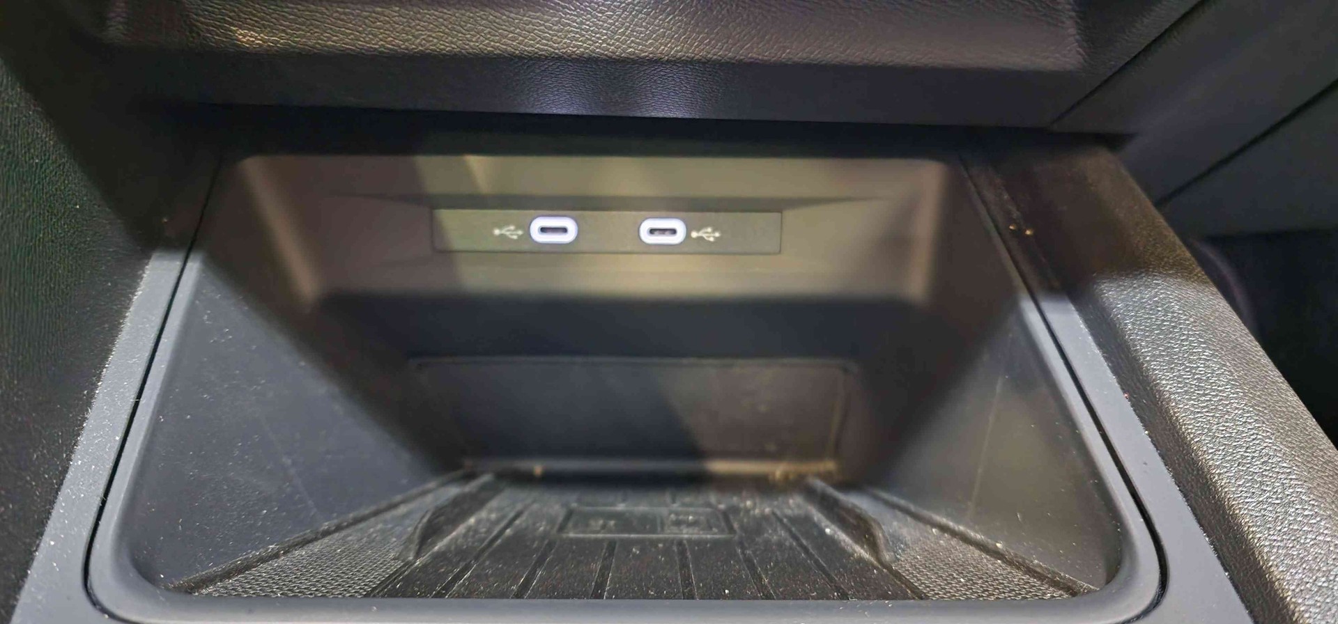 SEAT Leon ST 1.4 eHybrid pHEV DSG Hola FR-image-11