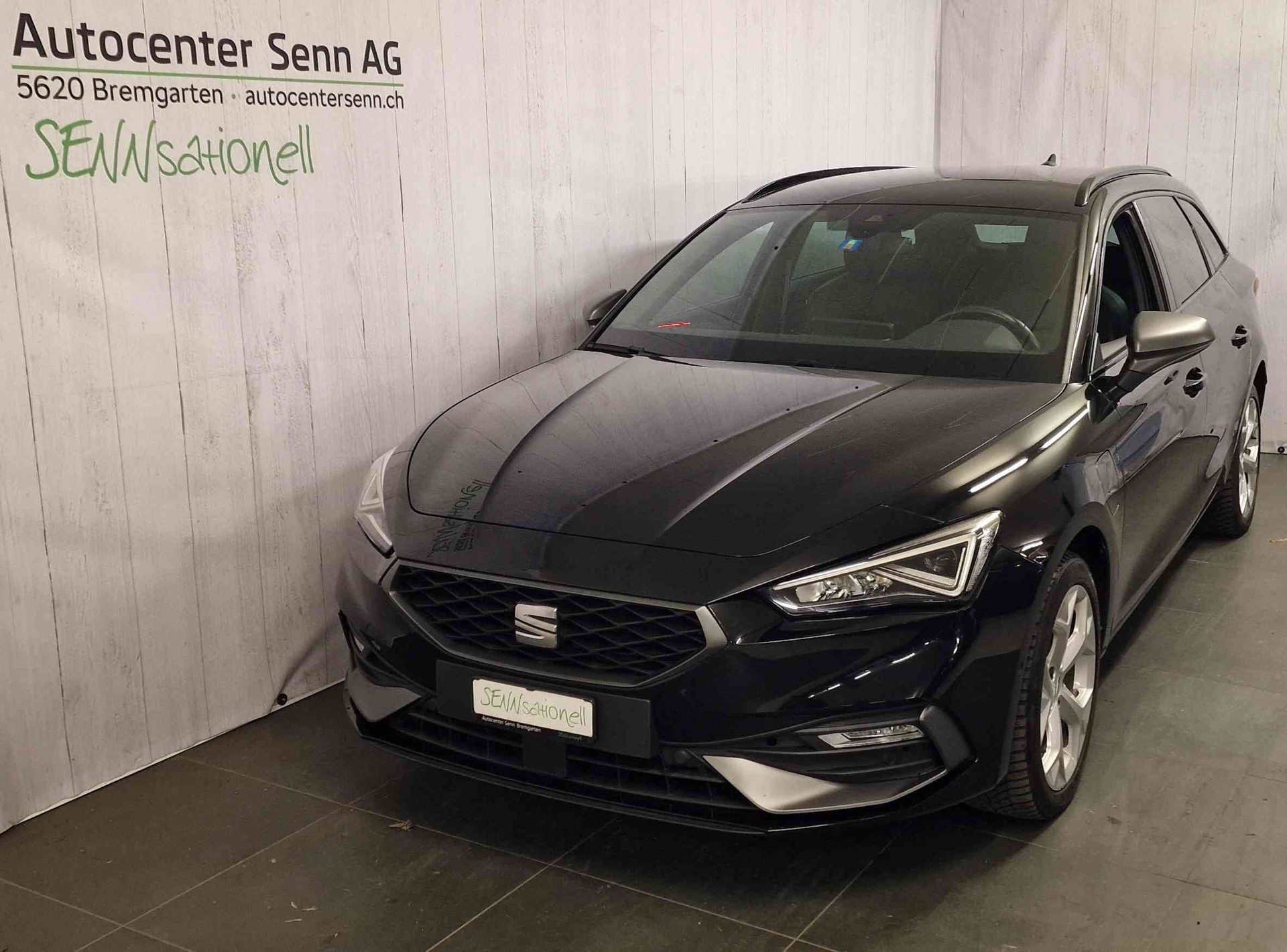 SEAT Leon ST 1.4 eHybrid pHEV DSG Hola FR-showroom-element-1