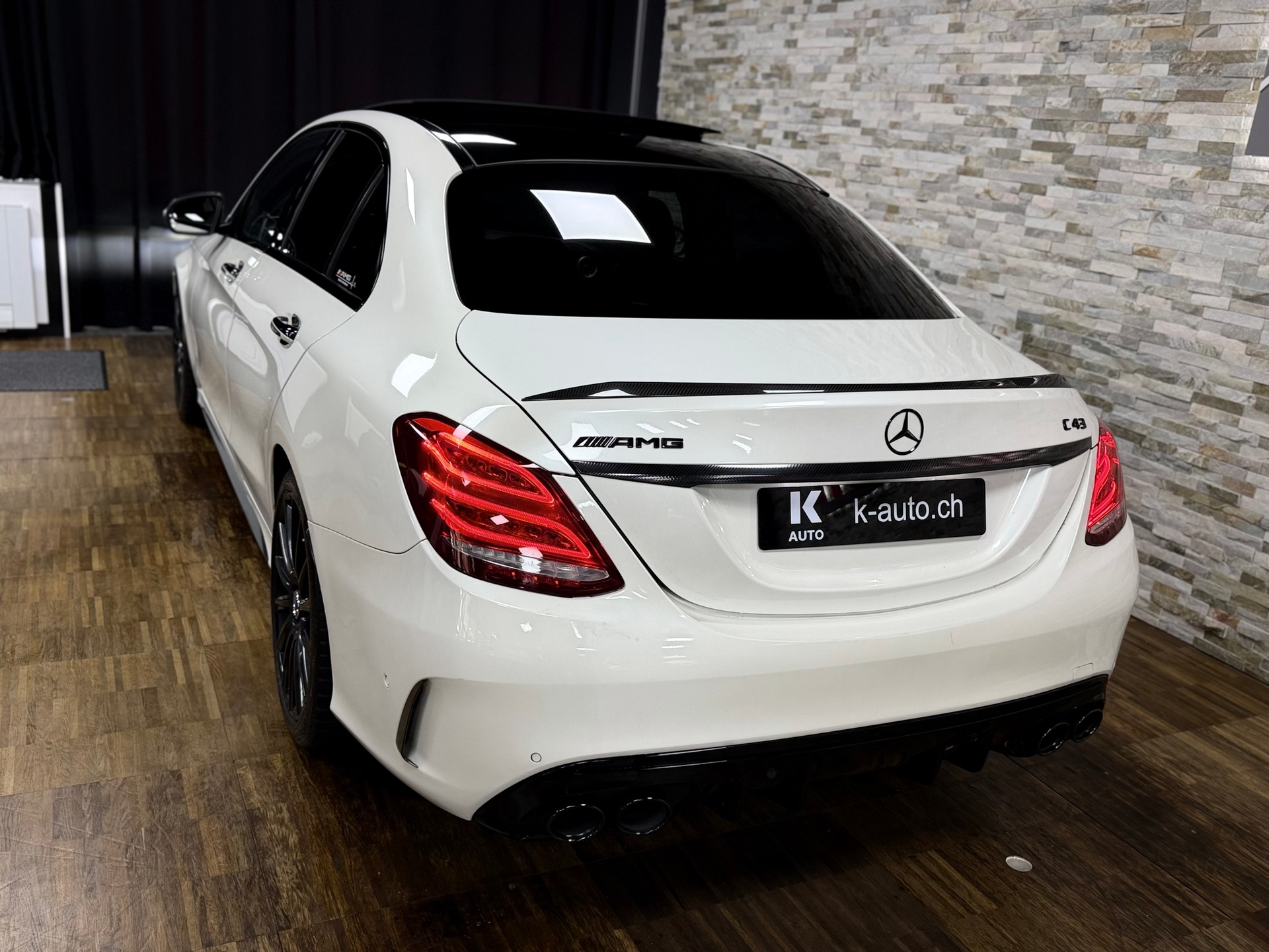 MERCEDES-BENZ C 450 AMG 4Matic 7G-Tronic-C43 AMG Optik-showroom-element-3