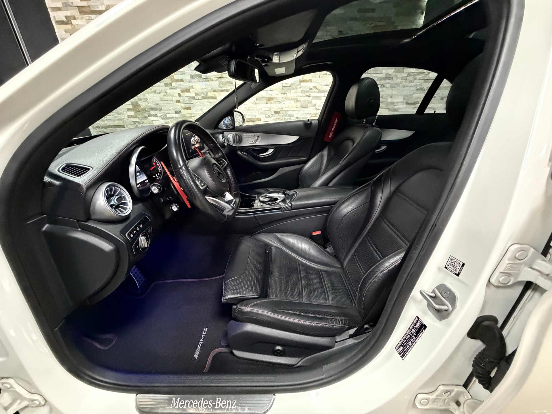 MERCEDES-BENZ C 450 AMG 4Matic 7G-Tronic-C43 AMG Optik-image-14