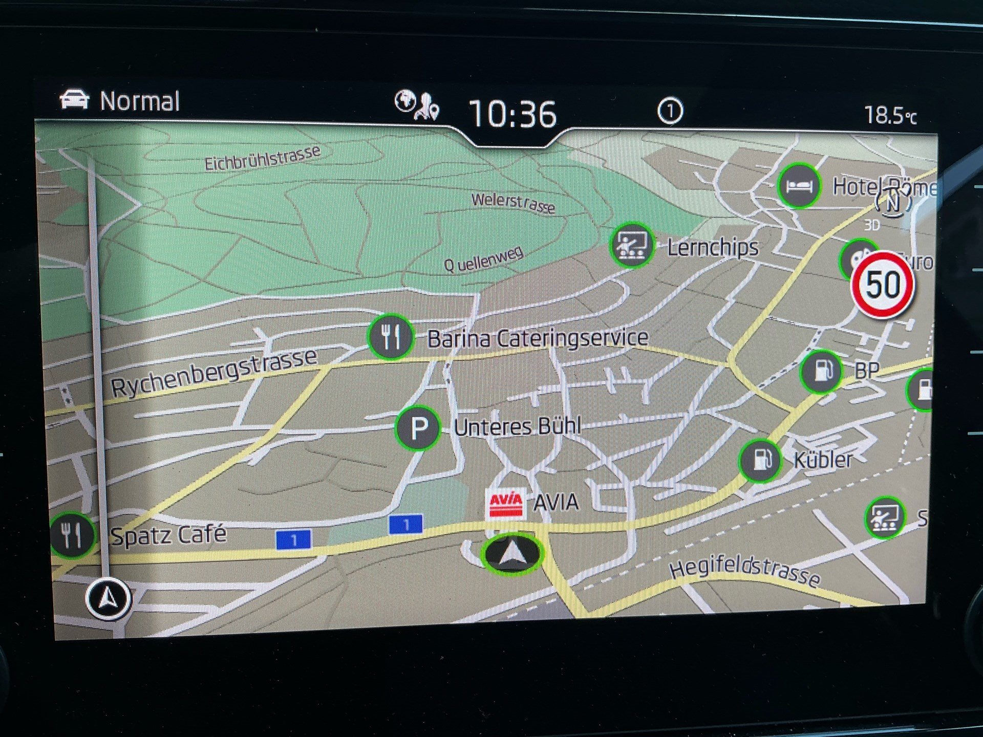 SKODA Karoq Sportline 4x4 *** PANORAMADACH & VIELES MEHR !!! ***-image-14