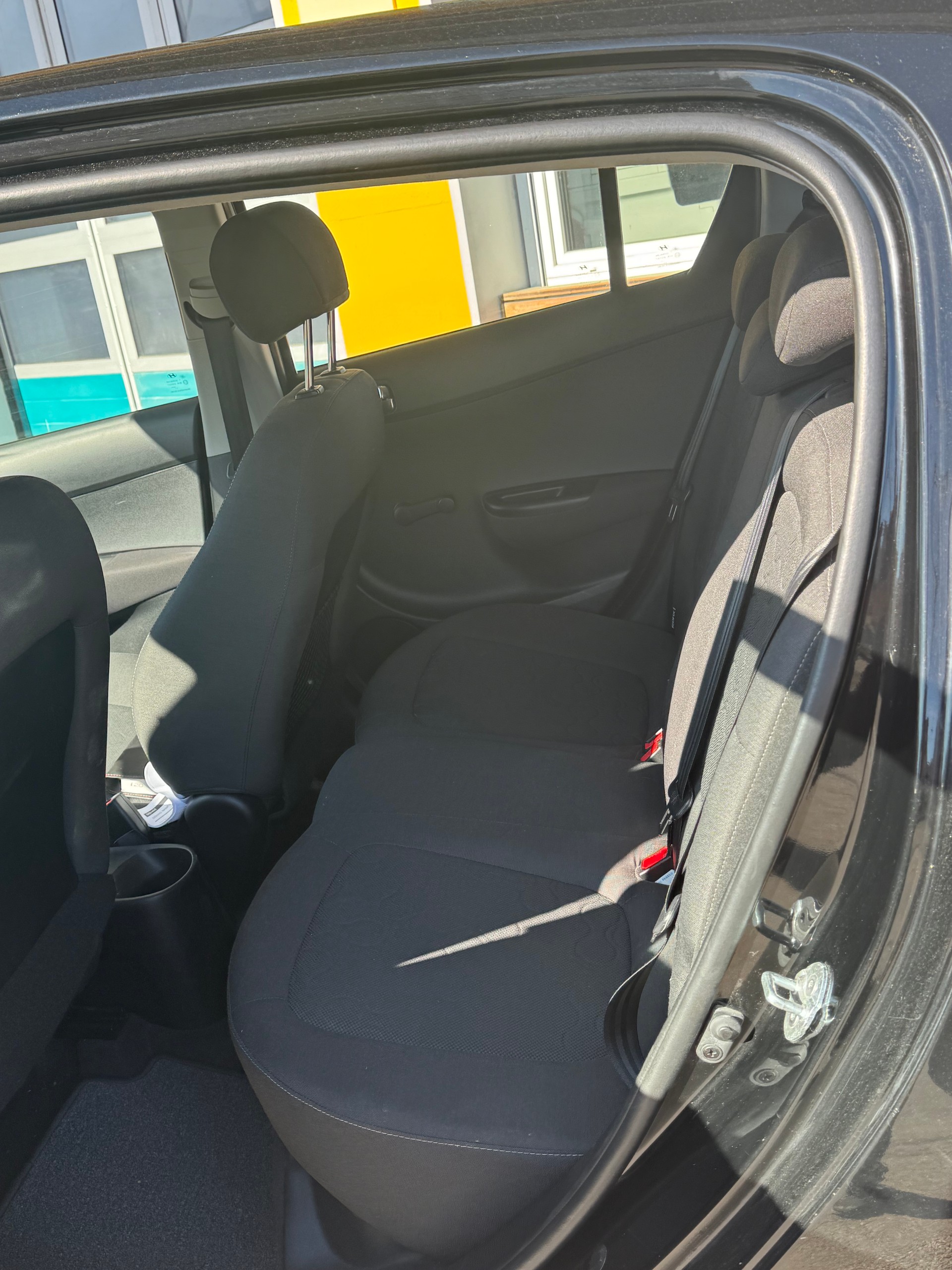 HYUNDAI i20 1.4 Style Automatic-image-5