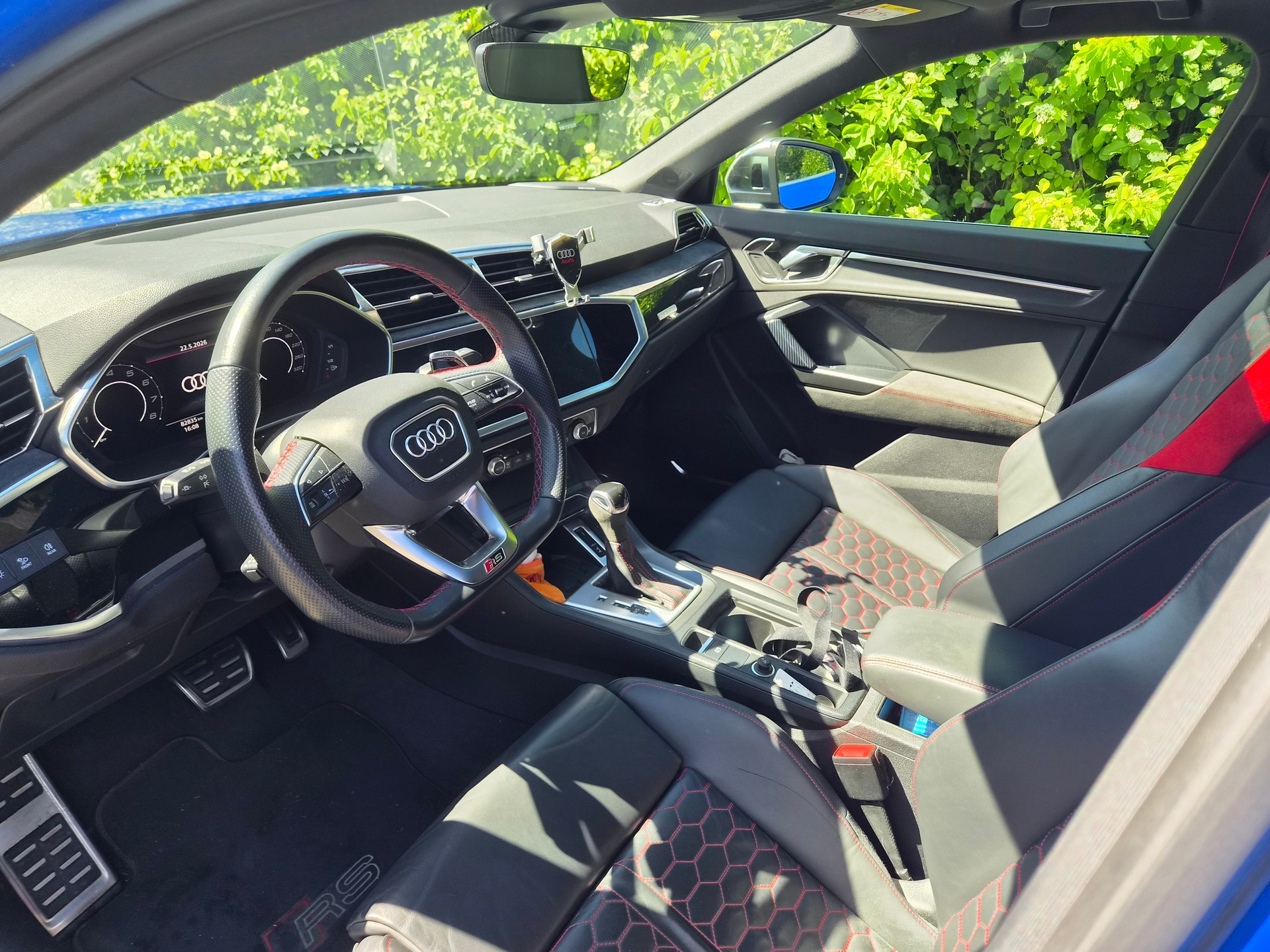 AUDI 2.5 TFSI quattro S-Tronic-image-3