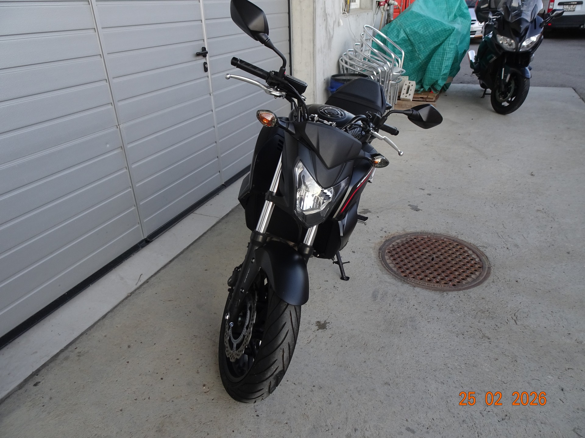 HONDA CB 650 F ABS-image-1