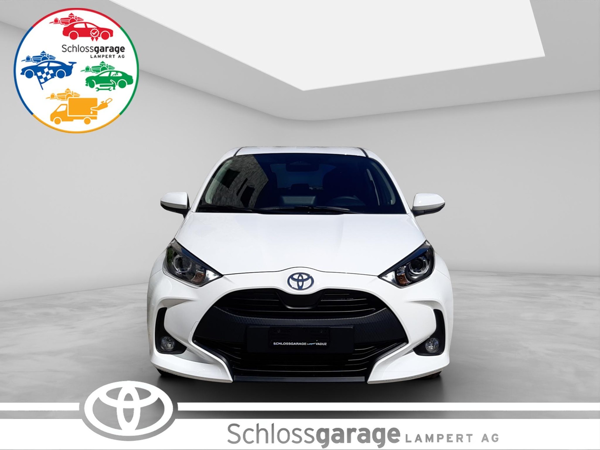 TOYOTA Yaris 1.5 VVT-i HSD Comfort-showroom-element-1