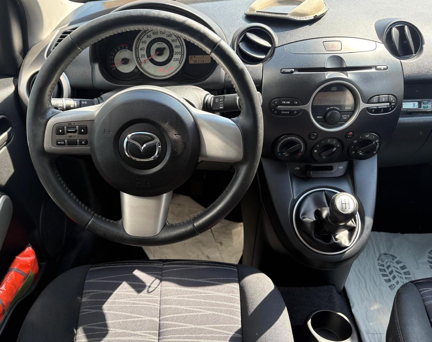 MAZDA 2 1.3 75 MZR Confort-image-5