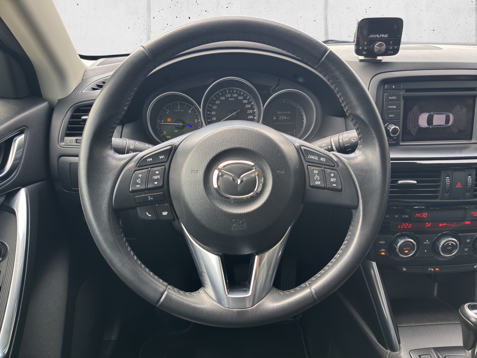 MAZDA CX-5 2.2 D HP Revolution AWD Automatic mit Leder, Navi & Winterräder-image-11