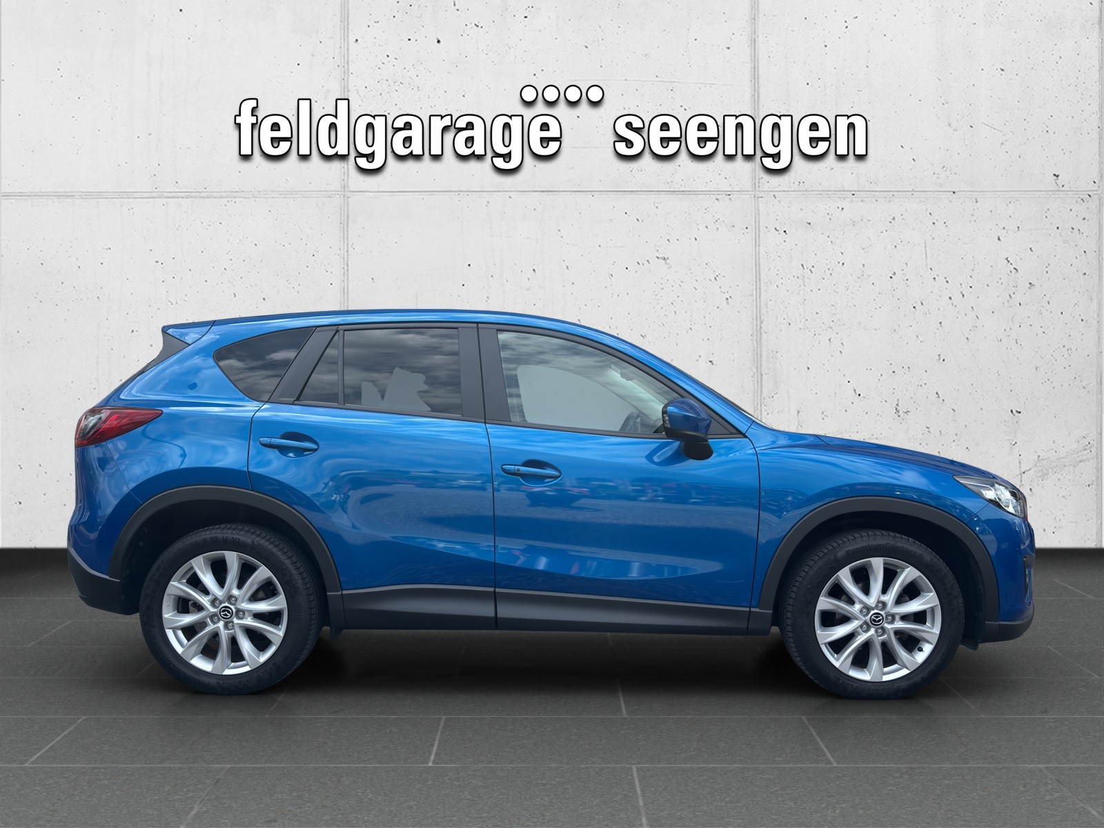 MAZDA CX-5 2.2 D HP Revolution AWD Automatic mit Leder, Navi & Winterräder-showroom-element-3