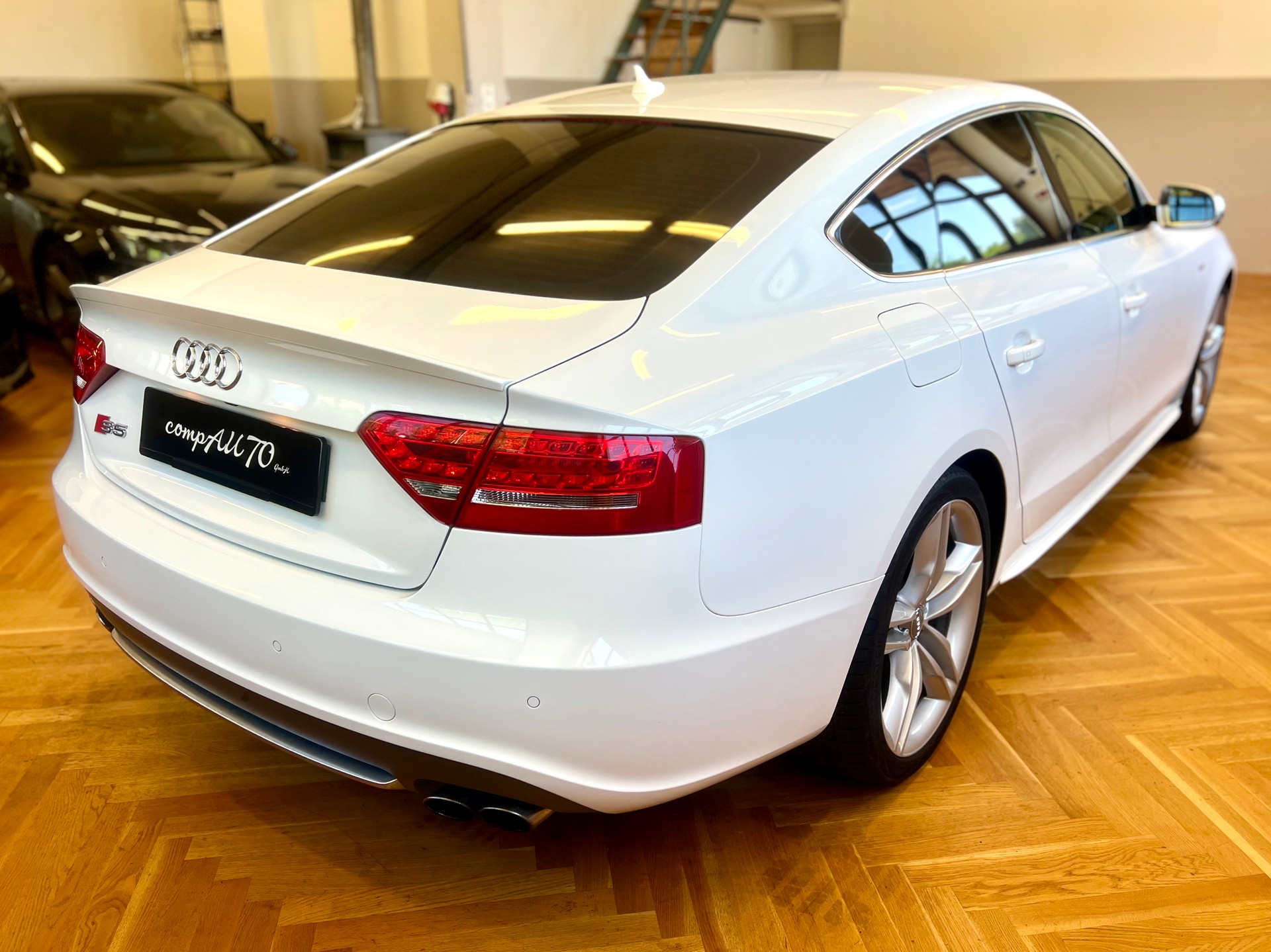 AUDI S5 Sportback 3.0 TFSI quattro S-tronic-image-9