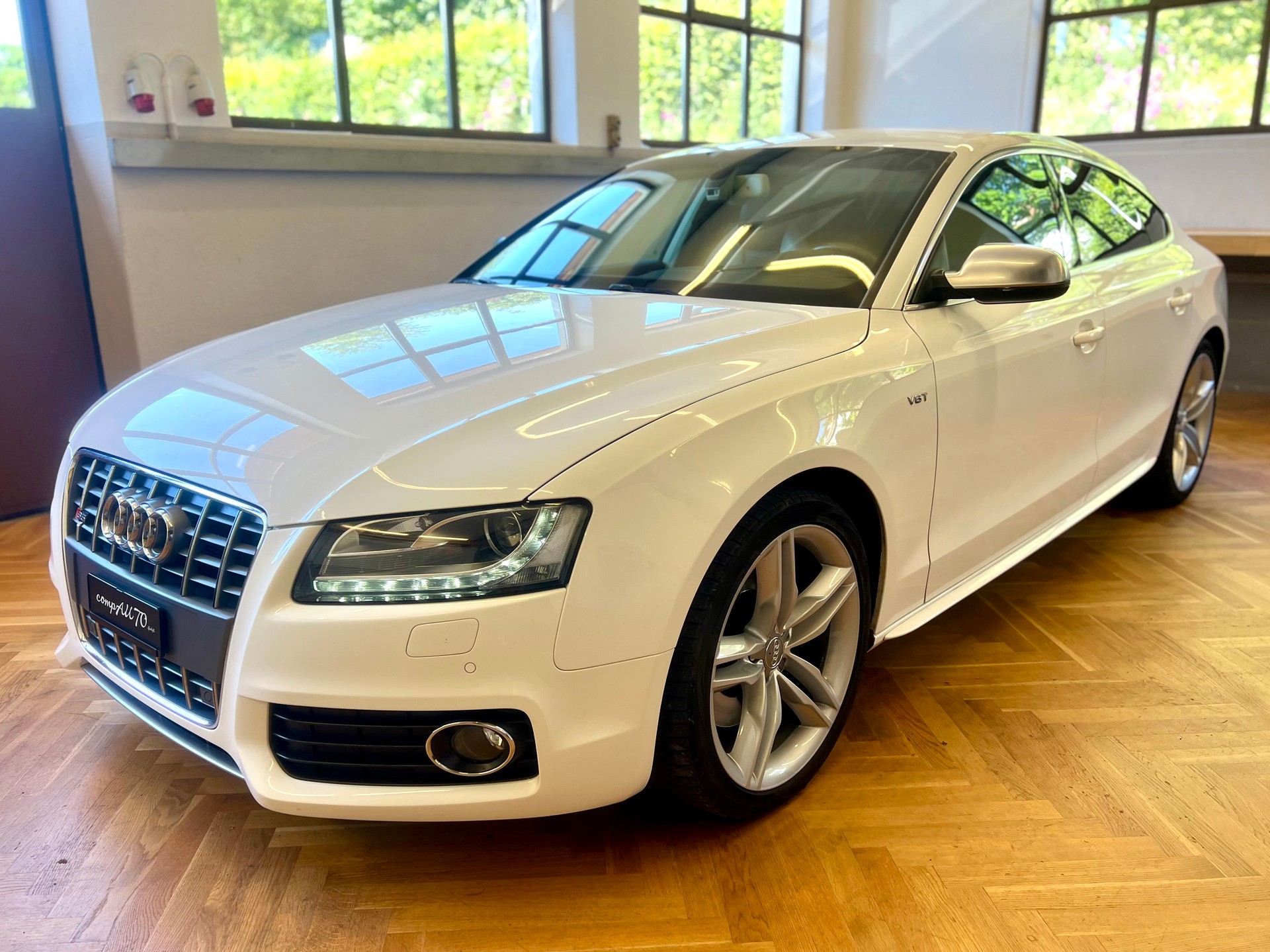 AUDI S5 Sportback 3.0 TFSI quattro S-tronic-image-17