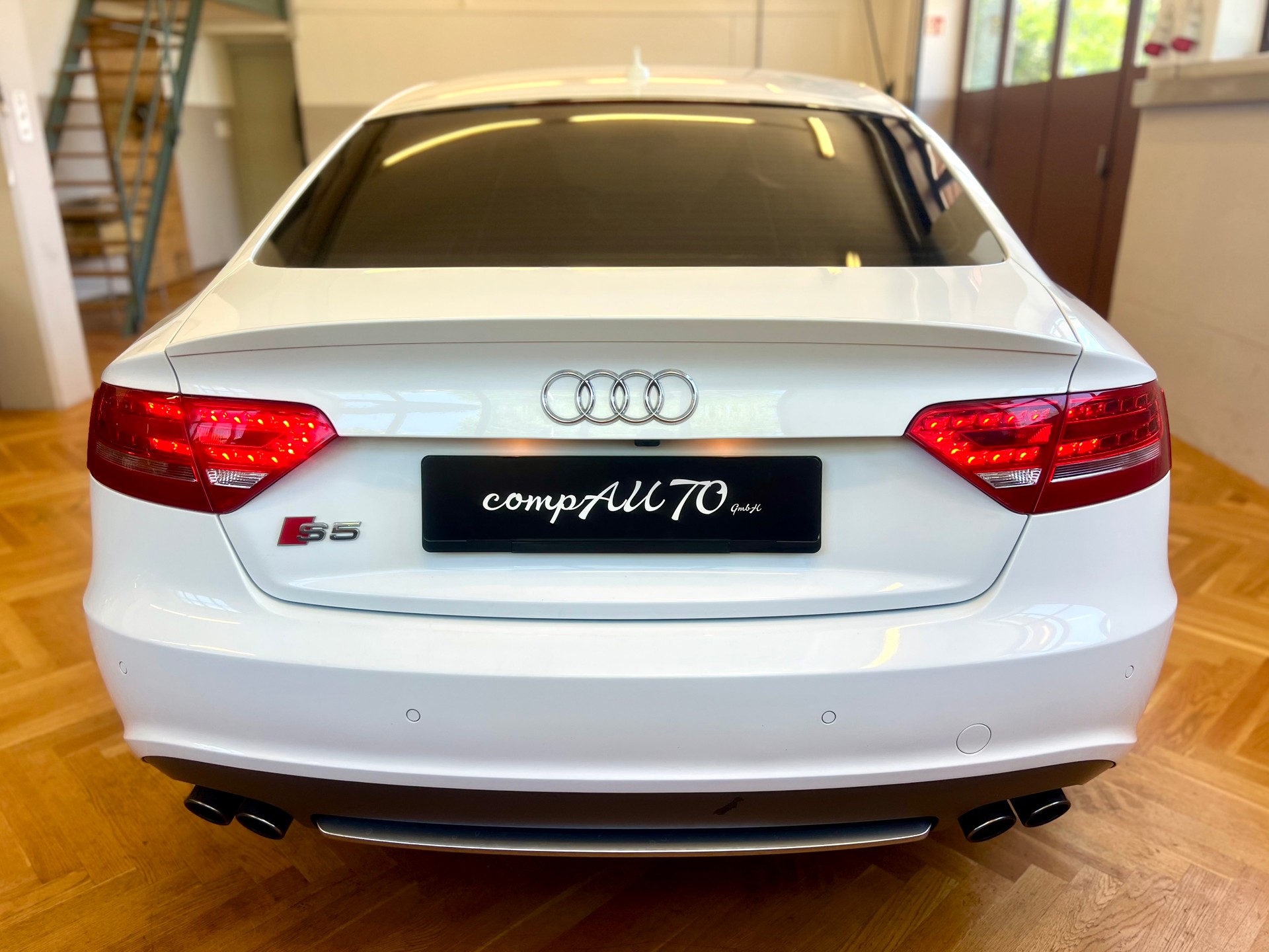 AUDI S5 Sportback 3.0 TFSI quattro S-tronic-image-8