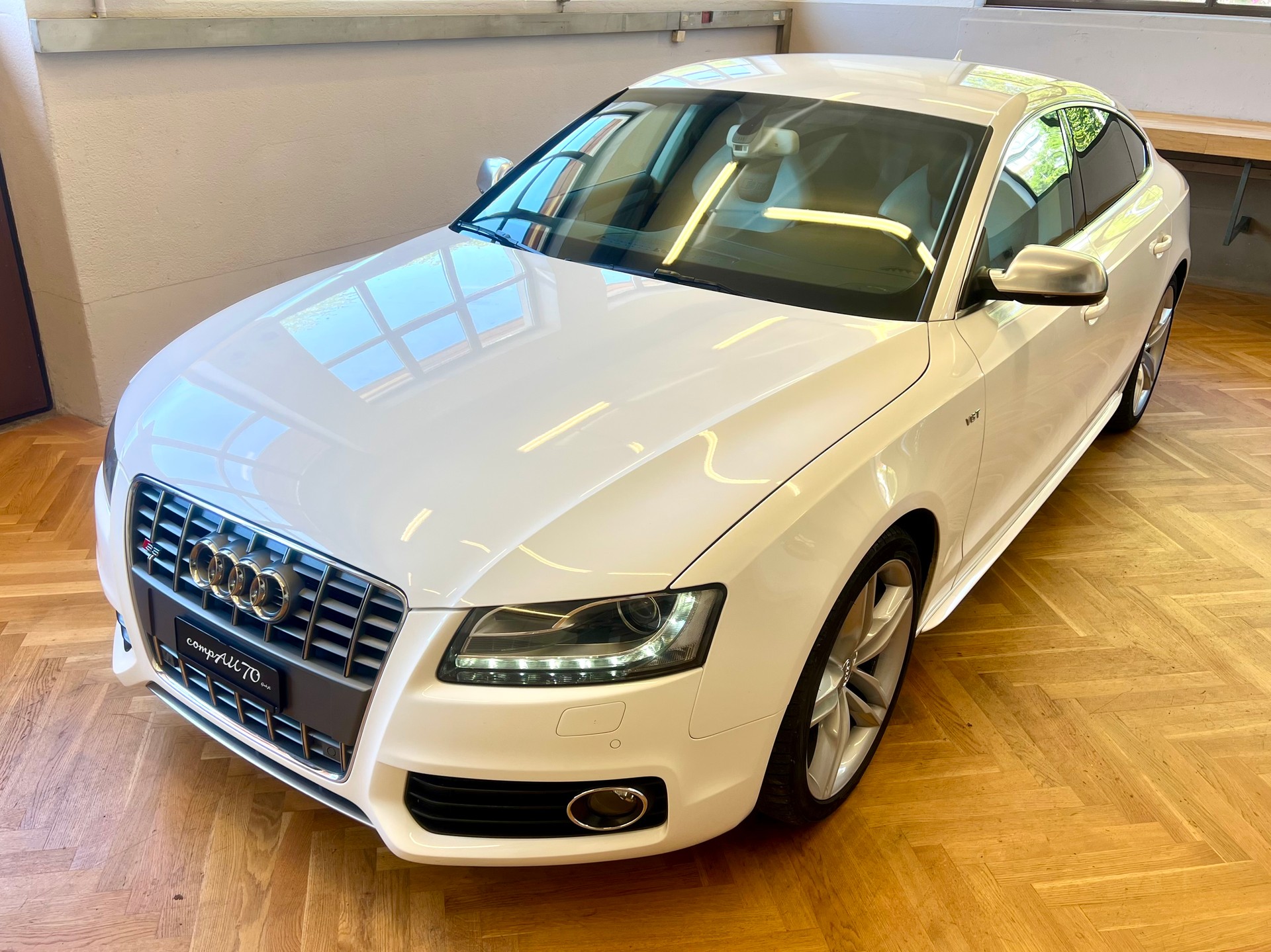 AUDI S5 Sportback 3.0 TFSI quattro S-tronic-image-16