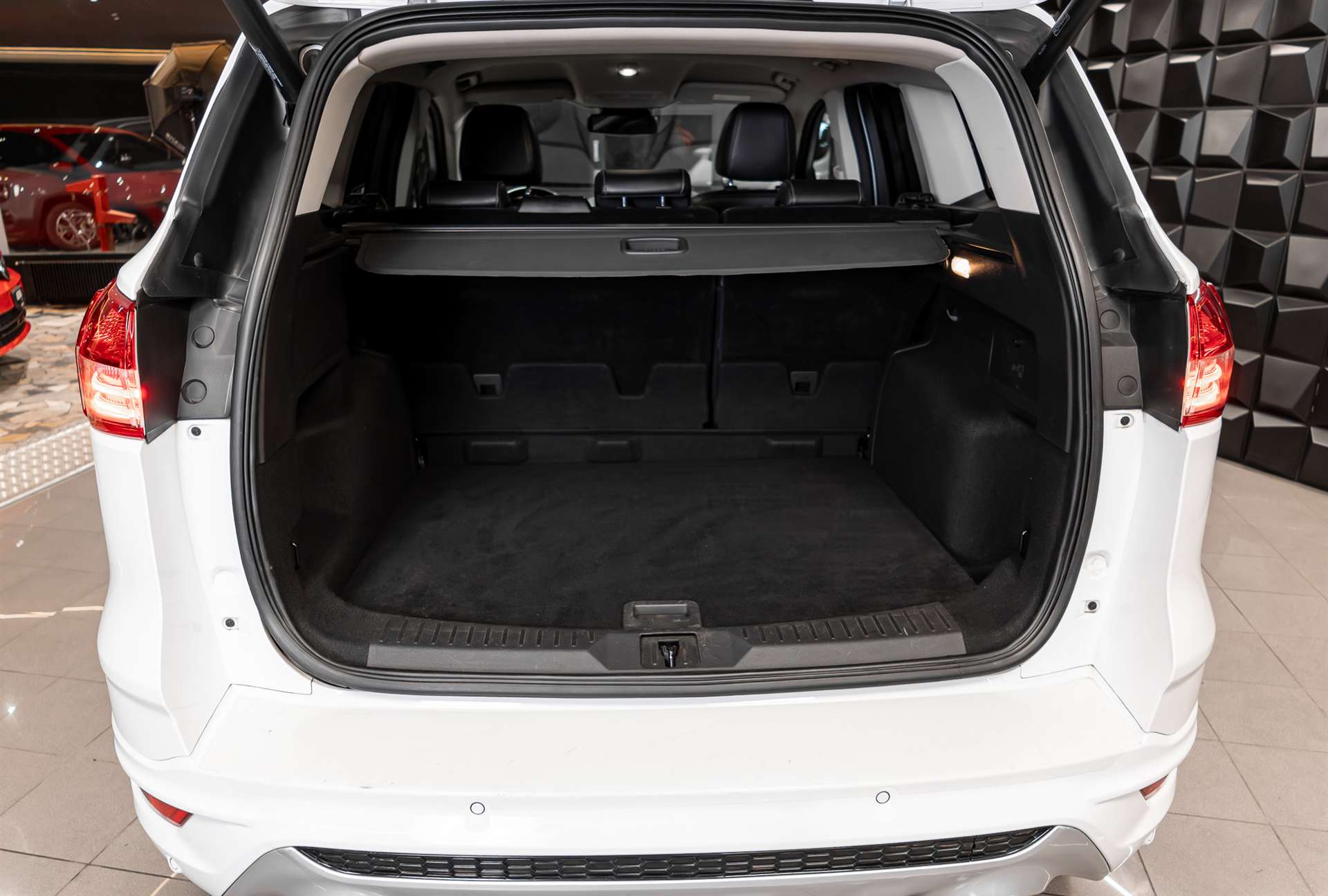 FORD Kuga 2.0 TDCi Titanium S 4WD PowerShift-image-20