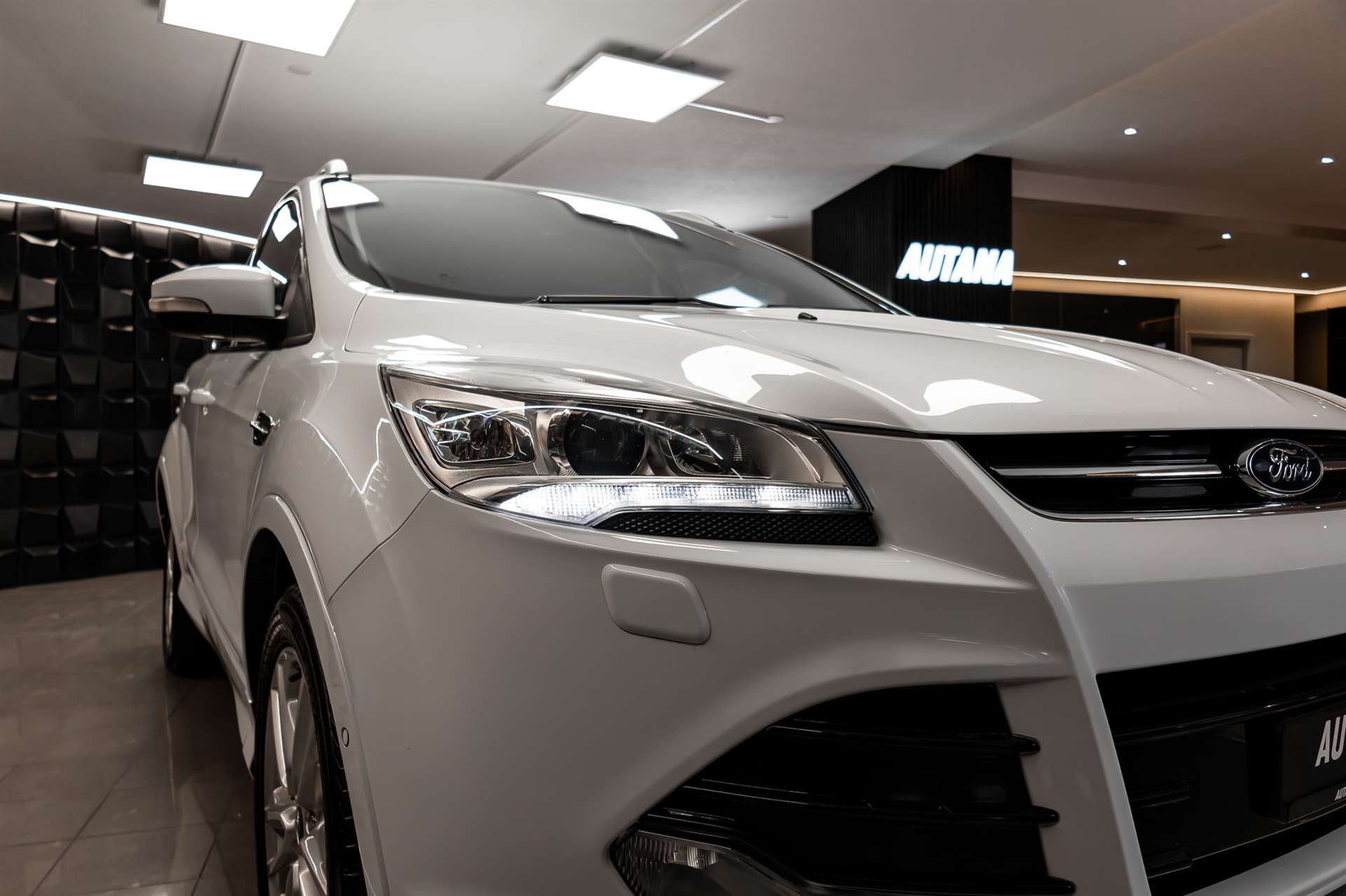 FORD Kuga 2.0 TDCi Titanium S 4WD PowerShift-image-23