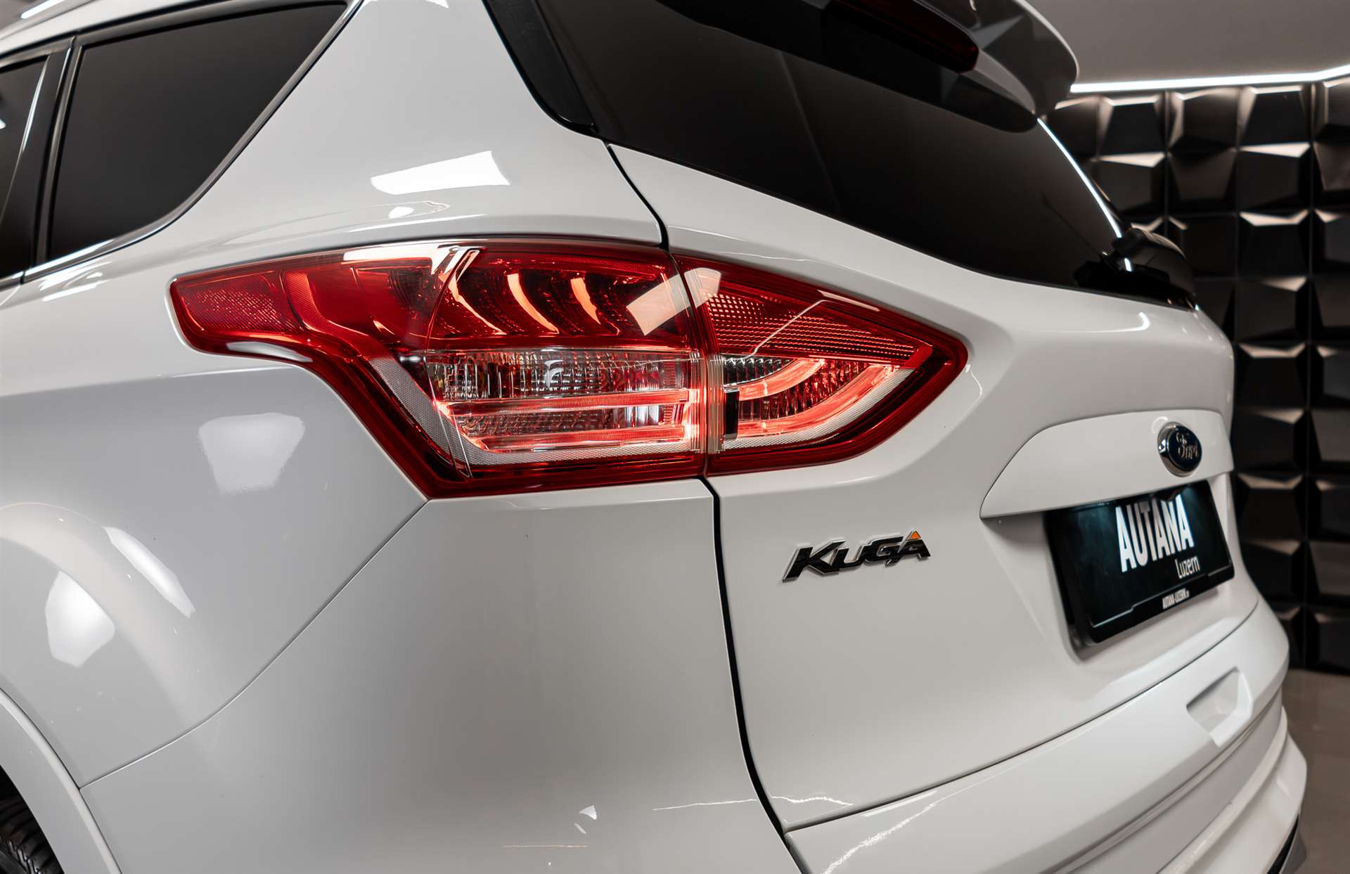 FORD Kuga 2.0 TDCi Titanium S 4WD PowerShift-image-26