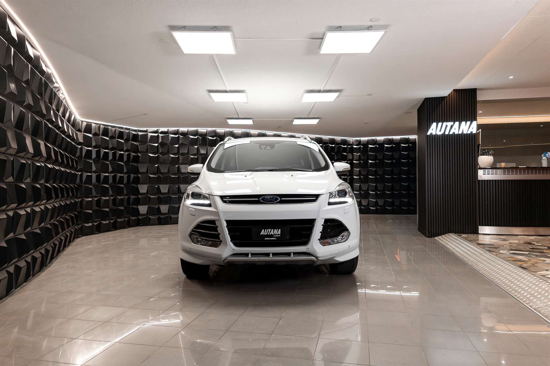 FORD Kuga 2.0 TDCi Titanium S 4WD PowerShift-showroom-element-3