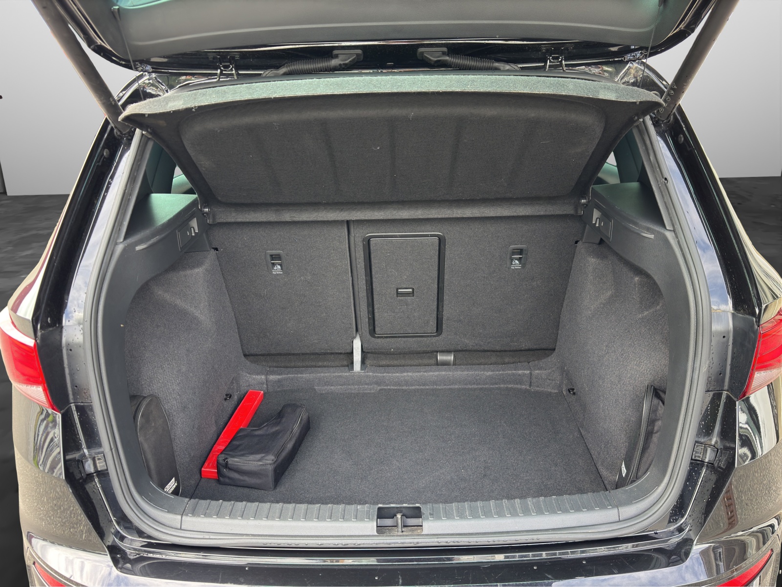 CUPRA Ateca 2.0 TSI VZ 4Drive DSG-image-15