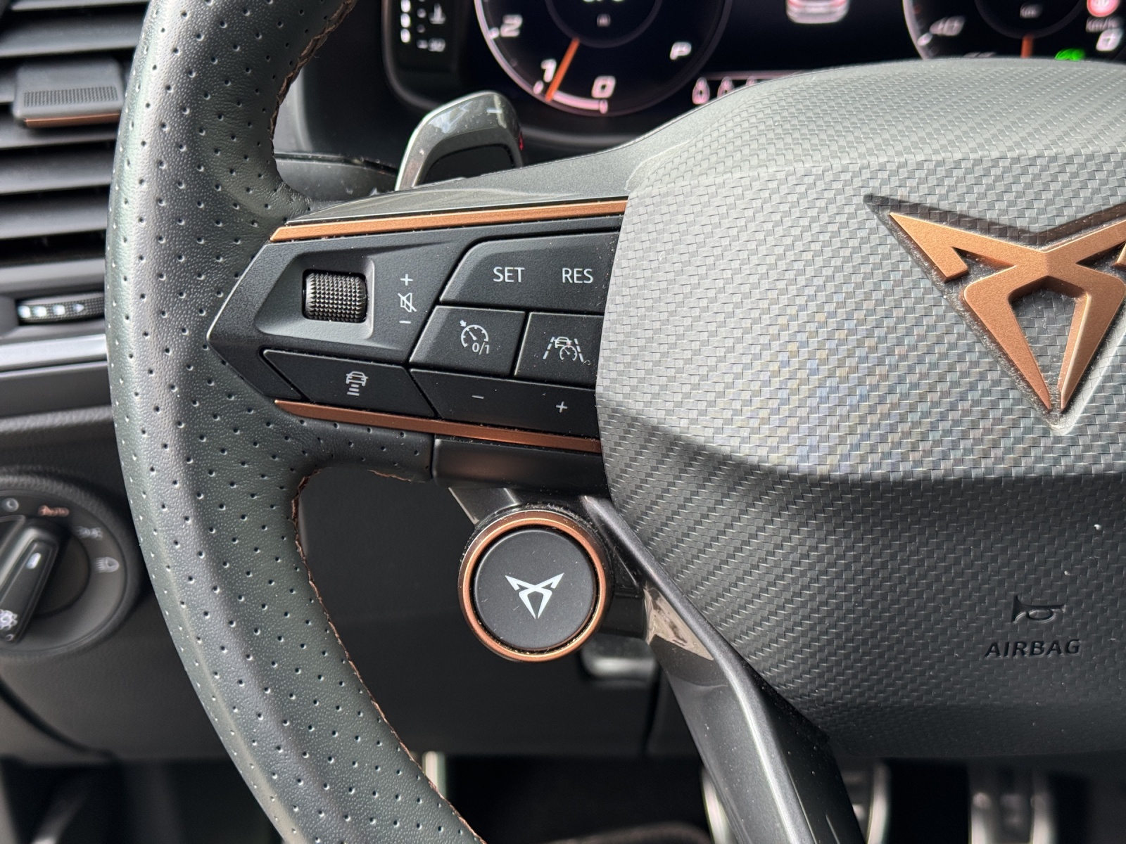 CUPRA Ateca 2.0 TSI VZ 4Drive DSG-image-10