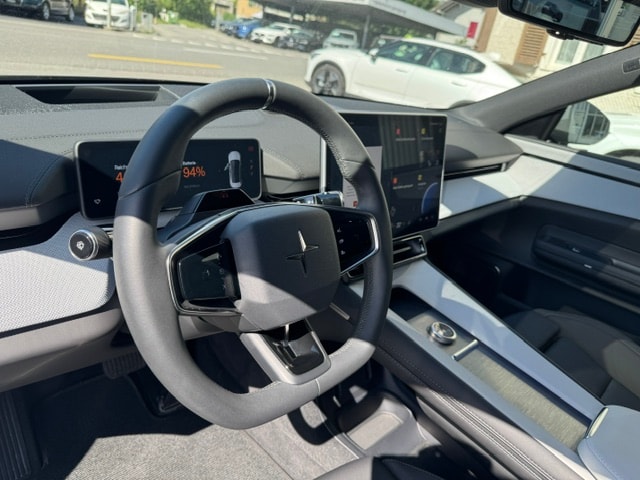 POLESTAR 4 Long Range Dual Motor Performence-image-11