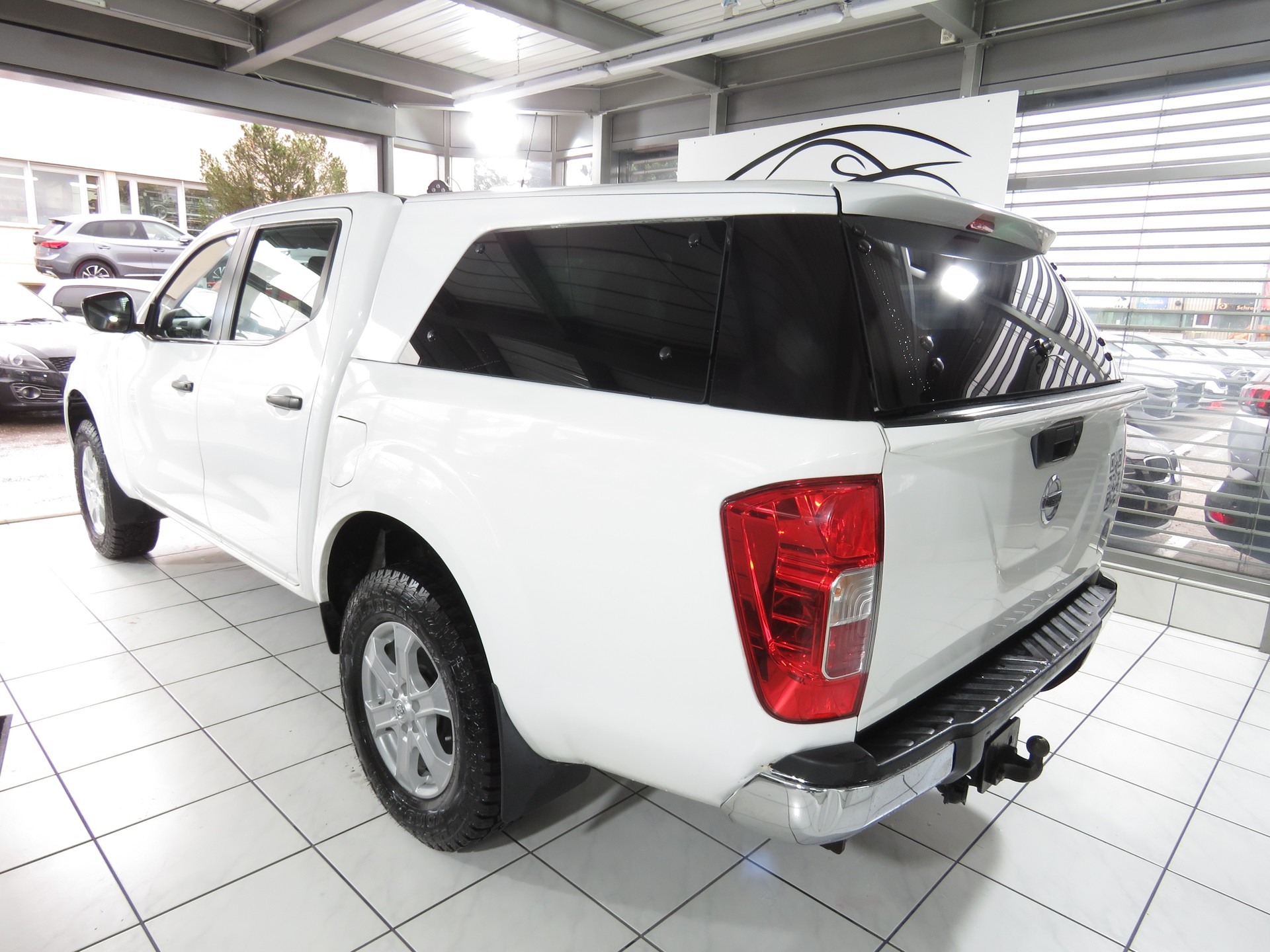 NISSAN Navara Double Cab Acenta 2.3 dCi 4WD (AHK 3.5 t, NL 850 kg)-showroom-element-3