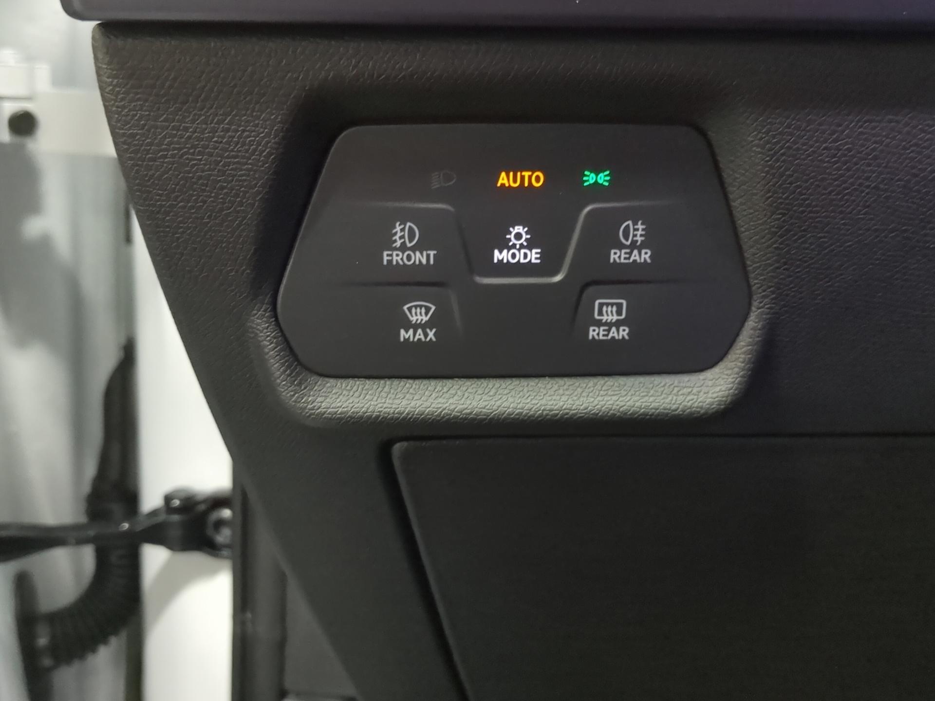 CUPRA Formentor 1.5 TSI DSG-image-19