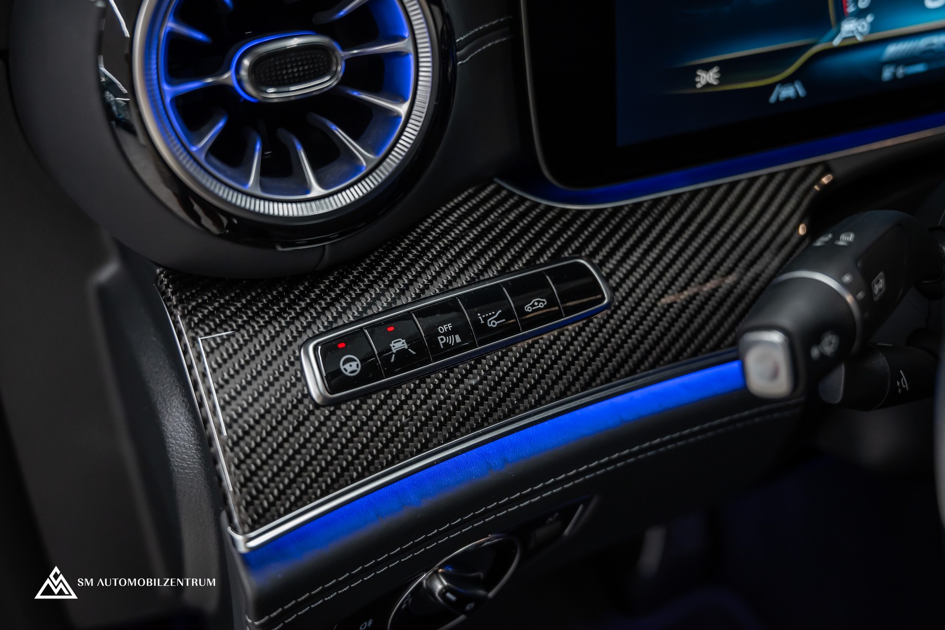 MERCEDES-BENZ AMG GT 63 S 4matic+ / Aeropaket / Carbon / Standheizung / Sitzbelüftung-image-27