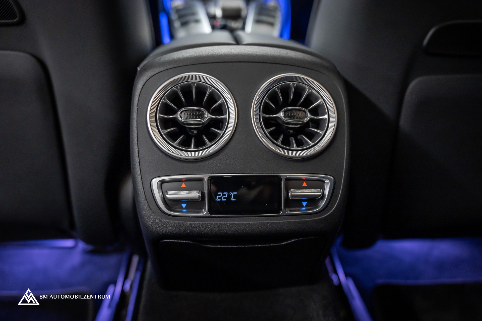 MERCEDES-BENZ AMG GT 63 S 4matic+ / Aeropaket / Carbon / Standheizung / Sitzbelüftung-image-25