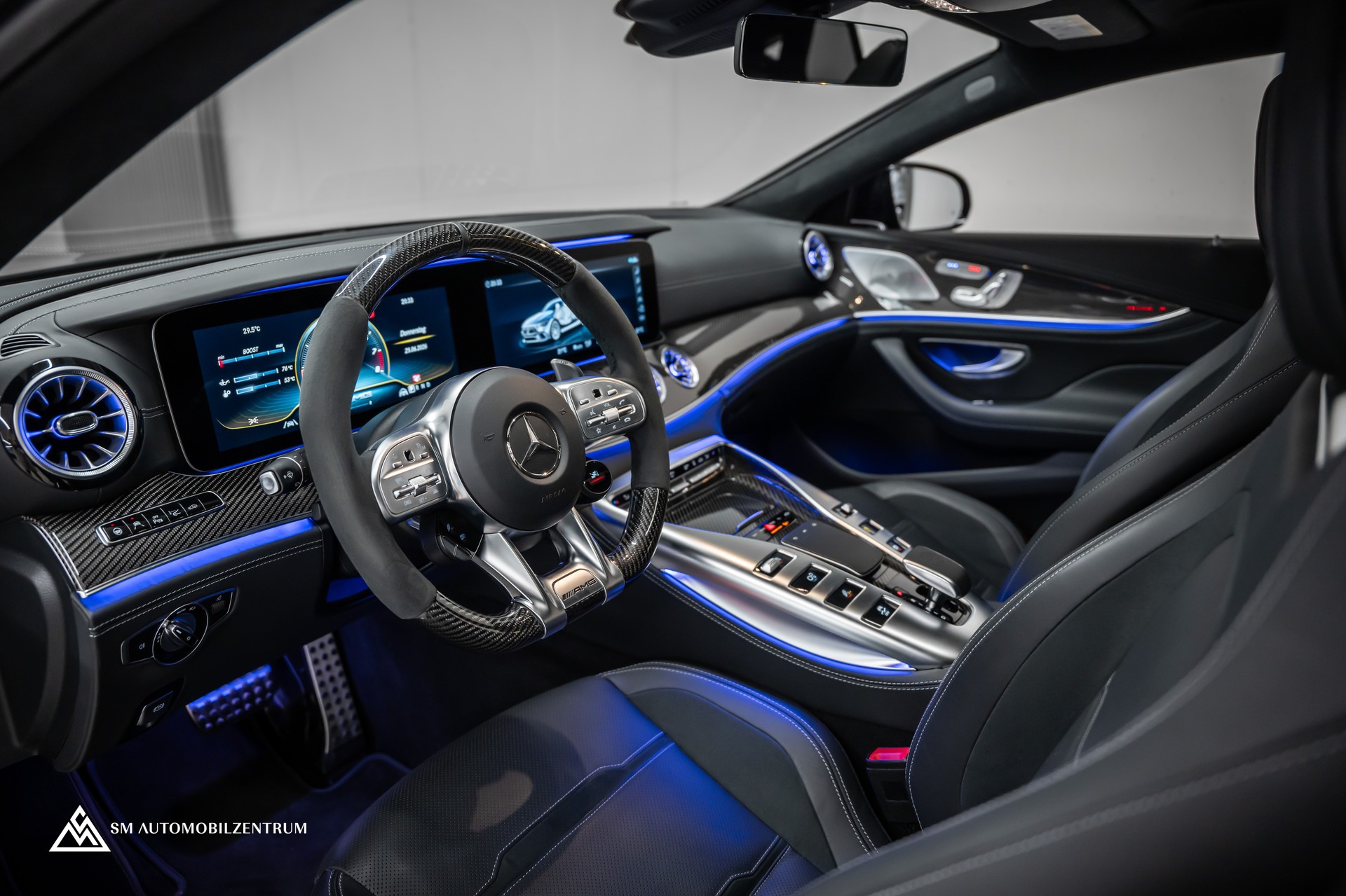 MERCEDES-BENZ AMG GT 63 S 4matic+ / Aeropaket / Carbon / Standheizung / Sitzbelüftung-image-20