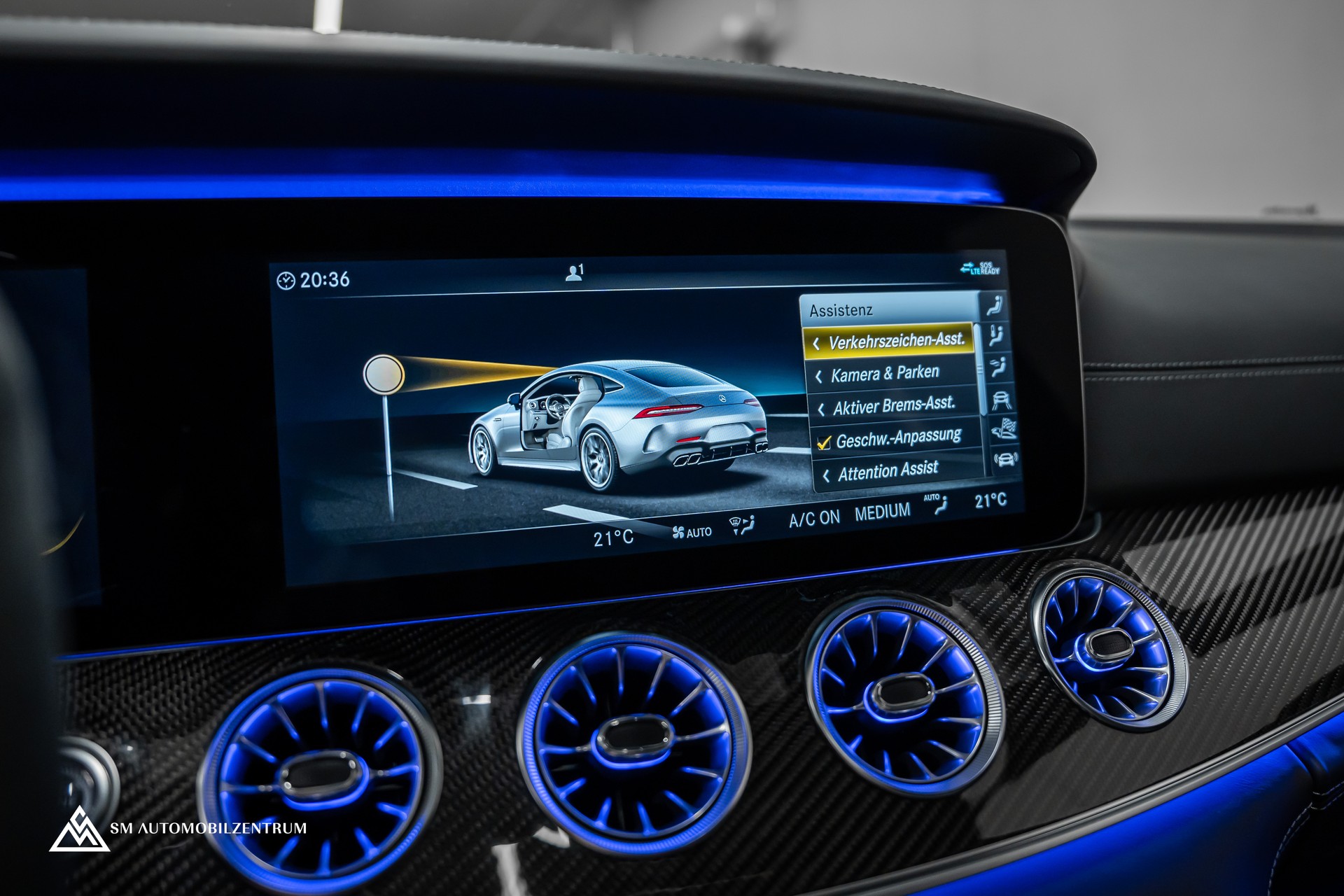 MERCEDES-BENZ AMG GT 63 S 4matic+ / Aeropaket / Carbon / Standheizung / Sitzbelüftung-image-39