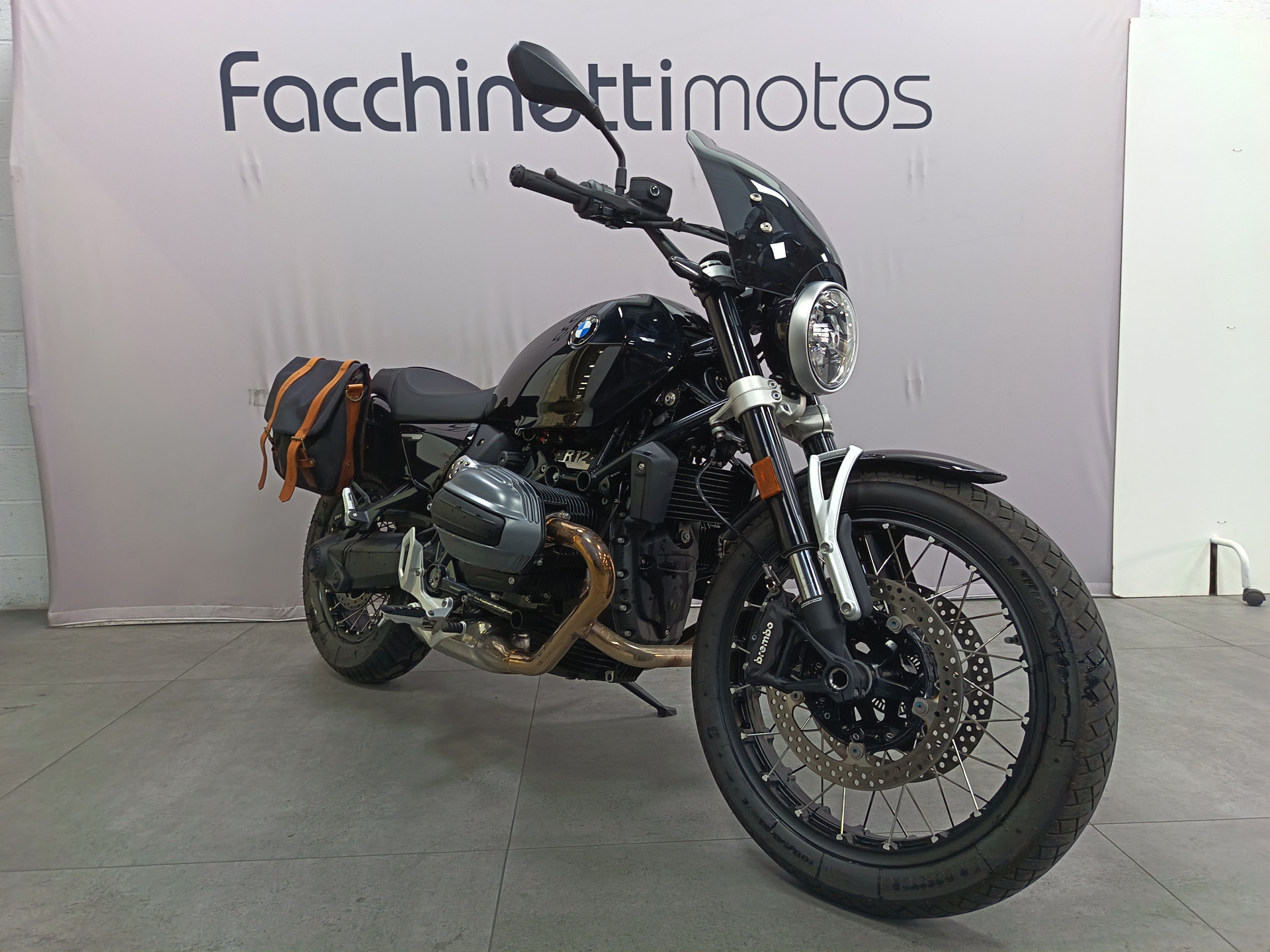 BMW R 12-image-1