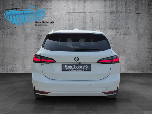 BMW 223d Act. Tou xDrive DKG-showroom-element-3