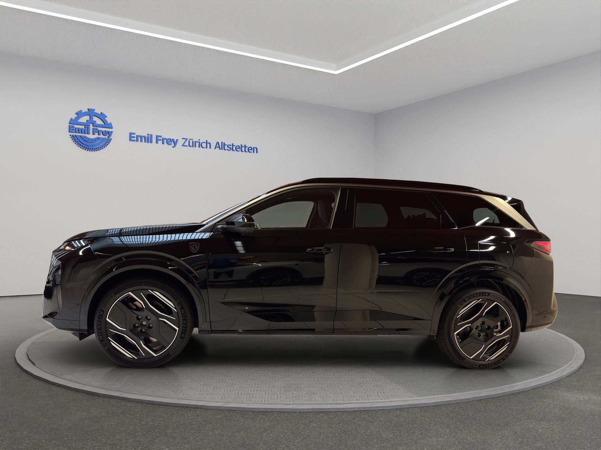 PEUGEOT 5008 e-GT Exclusive AWD-image-4