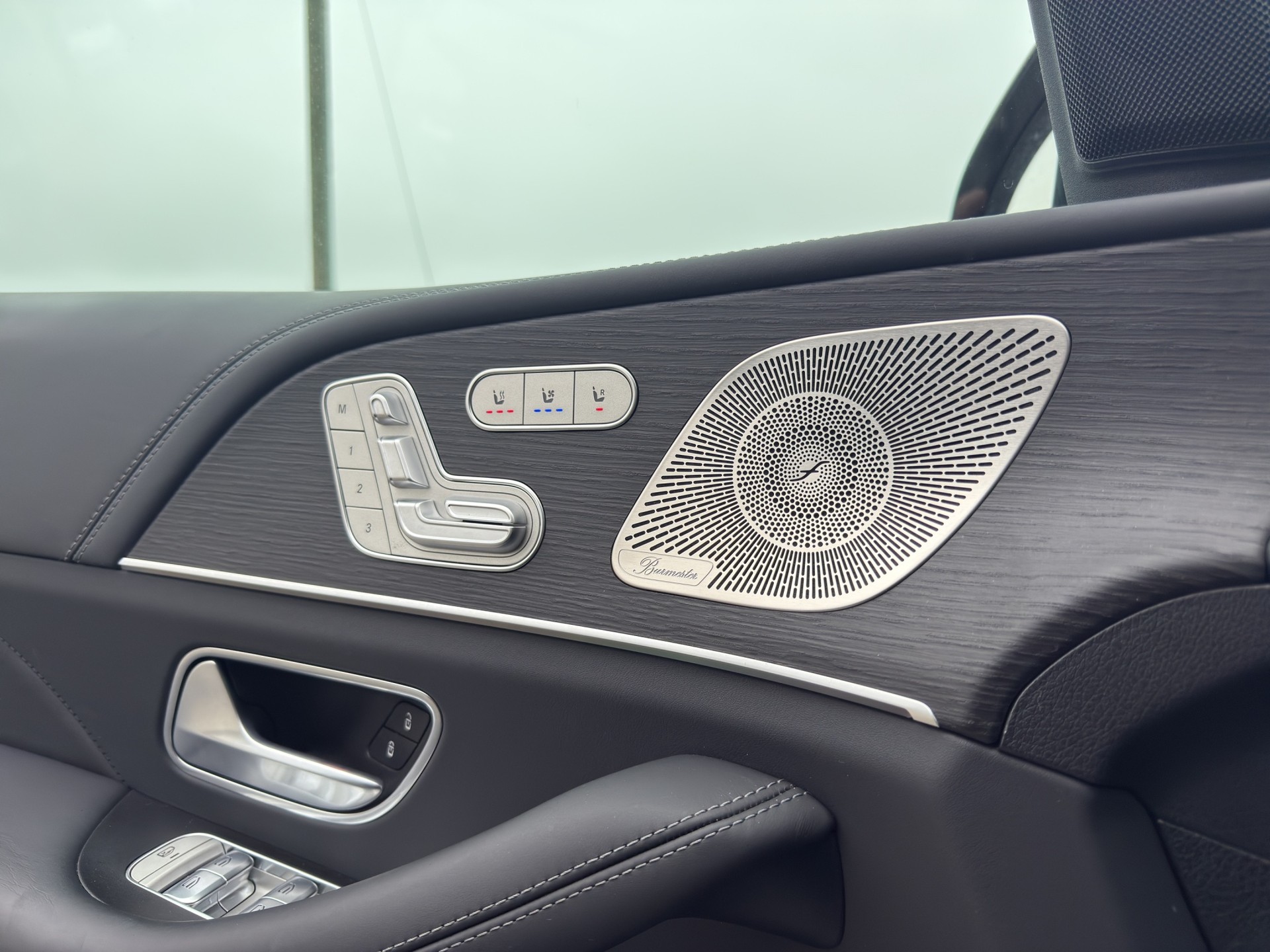 MERCEDES-BENZ GLE 63 S AMG 4matic+ Coupé-image-22