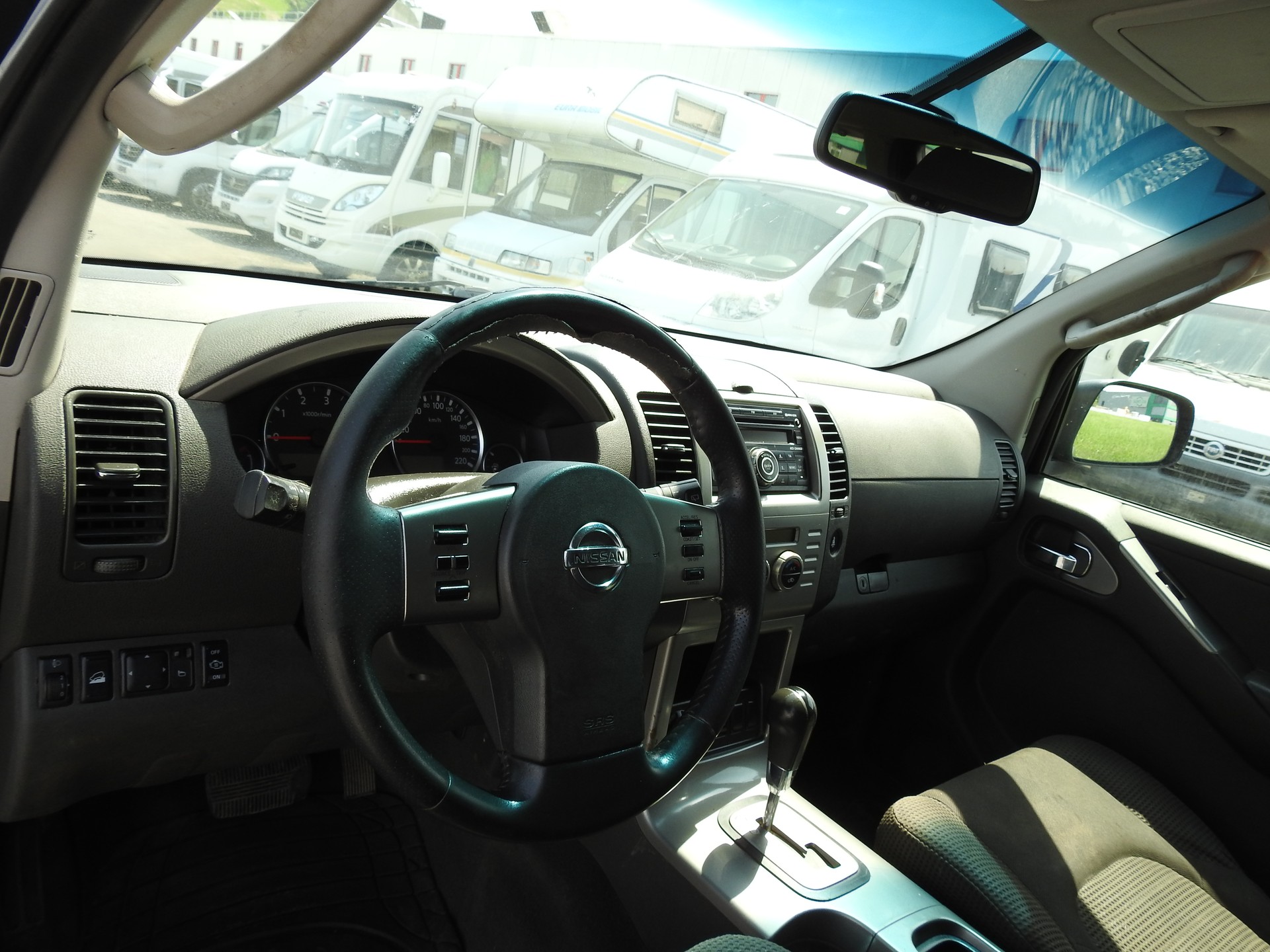 NISSAN Pathfinder 2.5 dCi LE-image-12