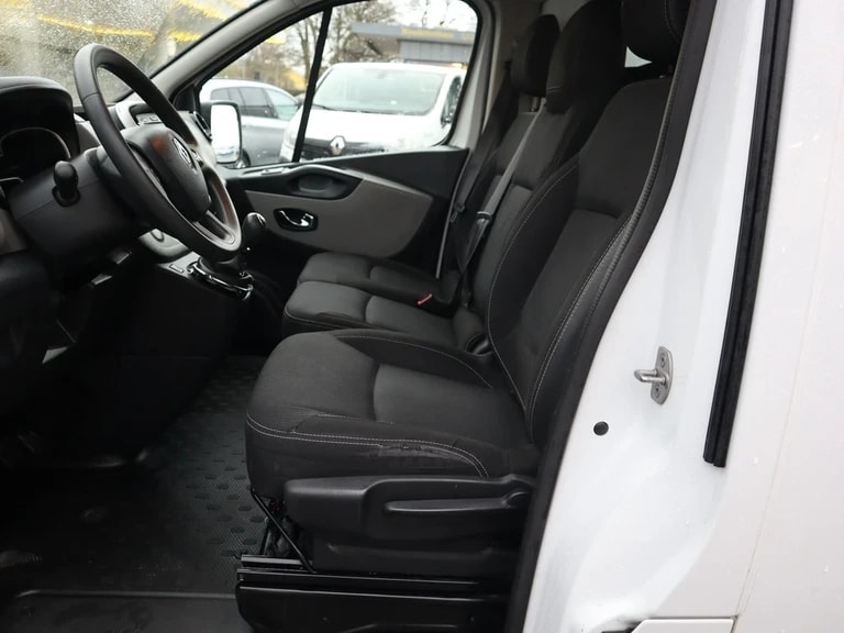 RENAULT Trafic 1.6 dCi 120 2.9t Business L1H1 ** PDC Hinten ** Klimaanlage ** 3-Plätzer ** Frisch Ab MFK & Service **-image-7