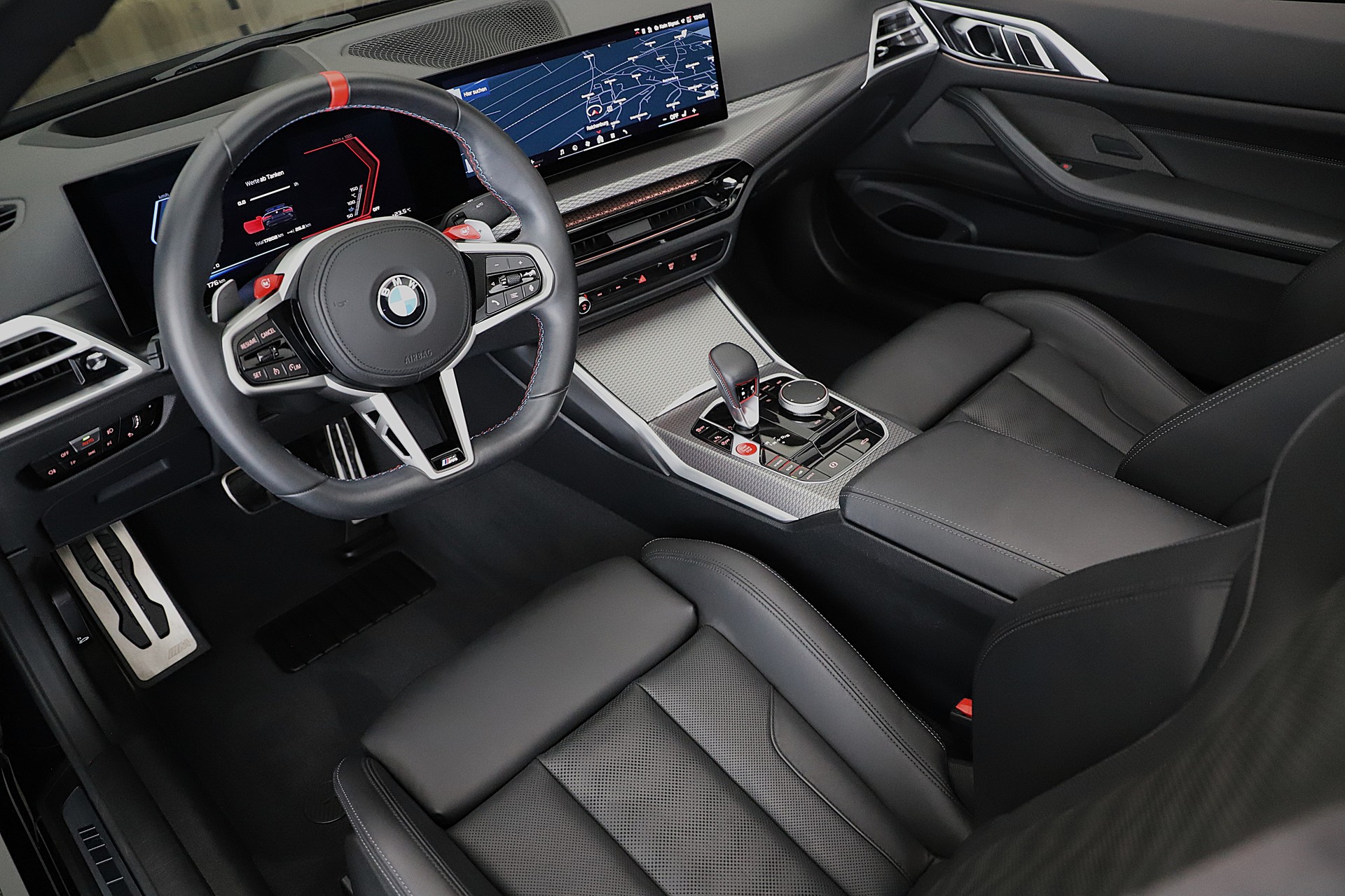 BMW M4 Cabrio Competition M xDrive Facelift mit 530 PS und Carbon Exterieurpaket-image-6