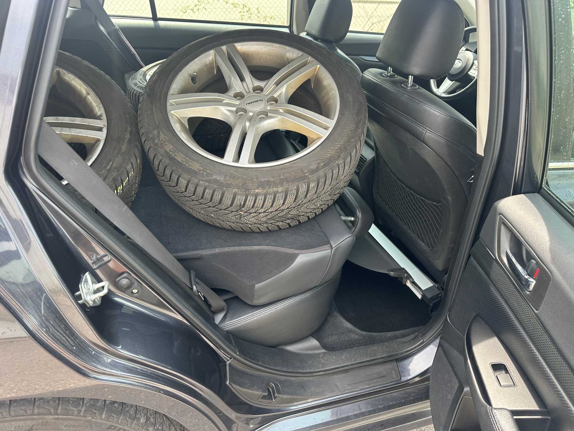 SUBARU Legacy 2.5GT Executive S AWD Automatic-image-11