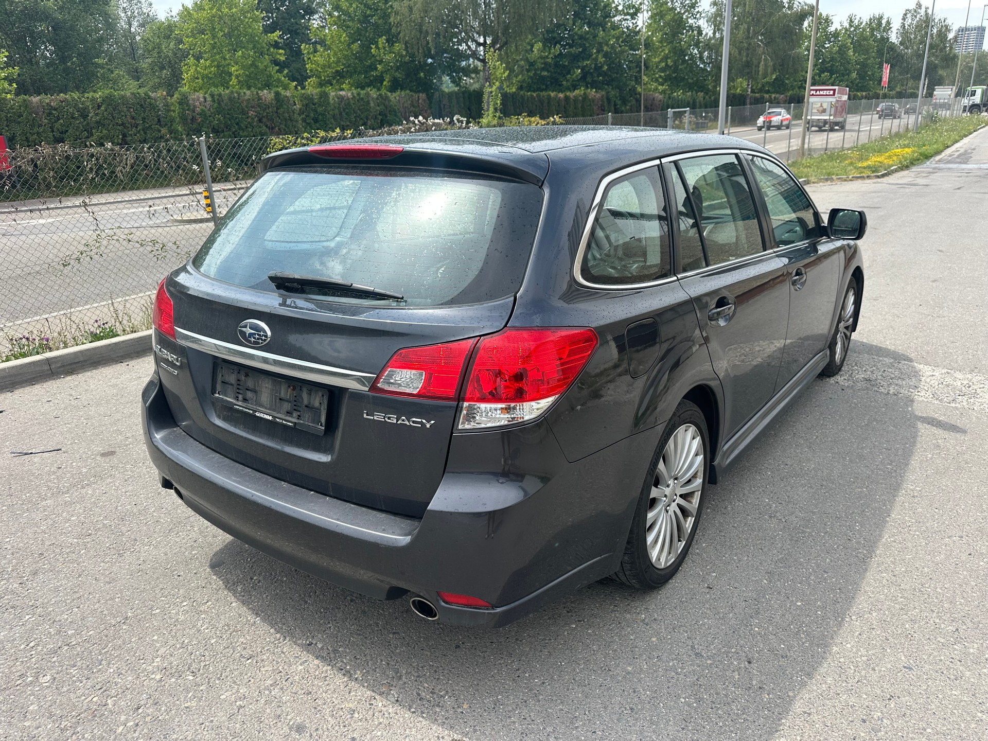 SUBARU Legacy 2.5GT Executive S AWD Automatic-showroom-element-3