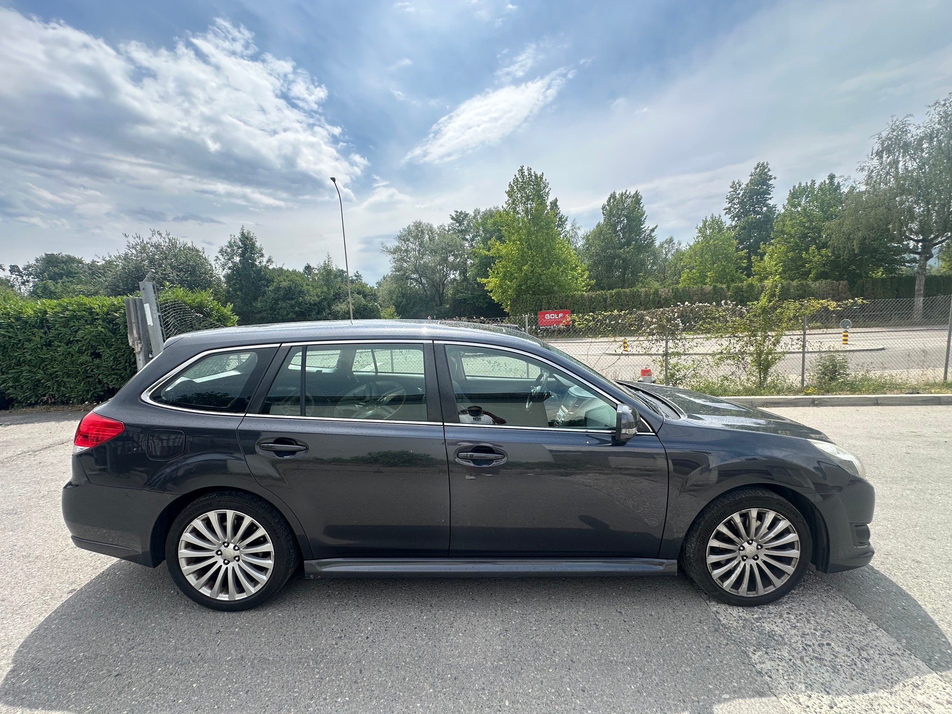 SUBARU Legacy 2.5GT Executive S AWD Automatic-image-5