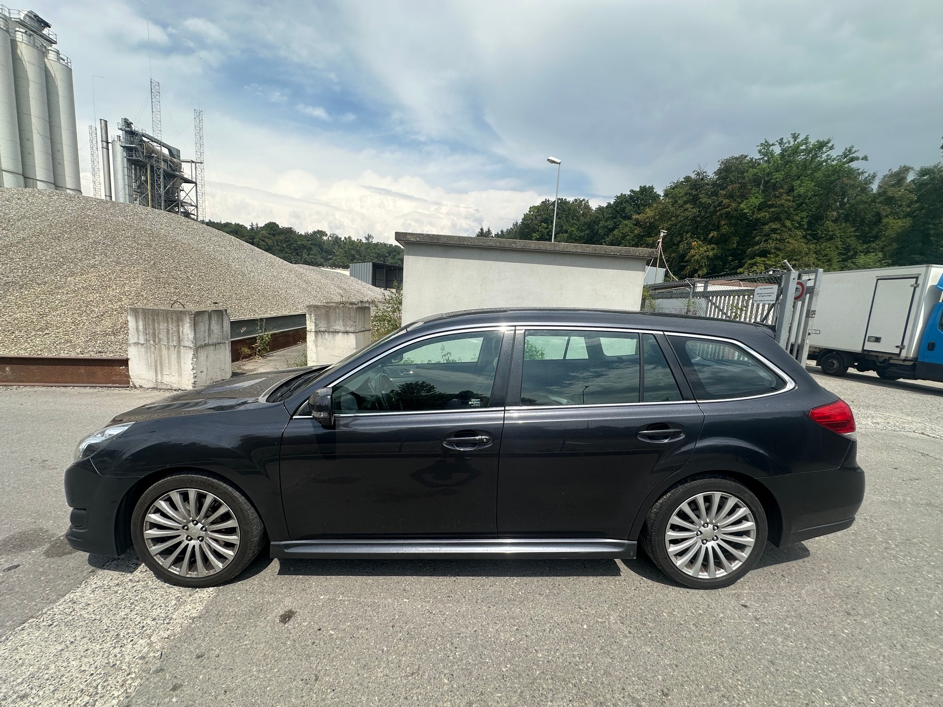 SUBARU Legacy 2.5GT Executive S AWD Automatic-image-4