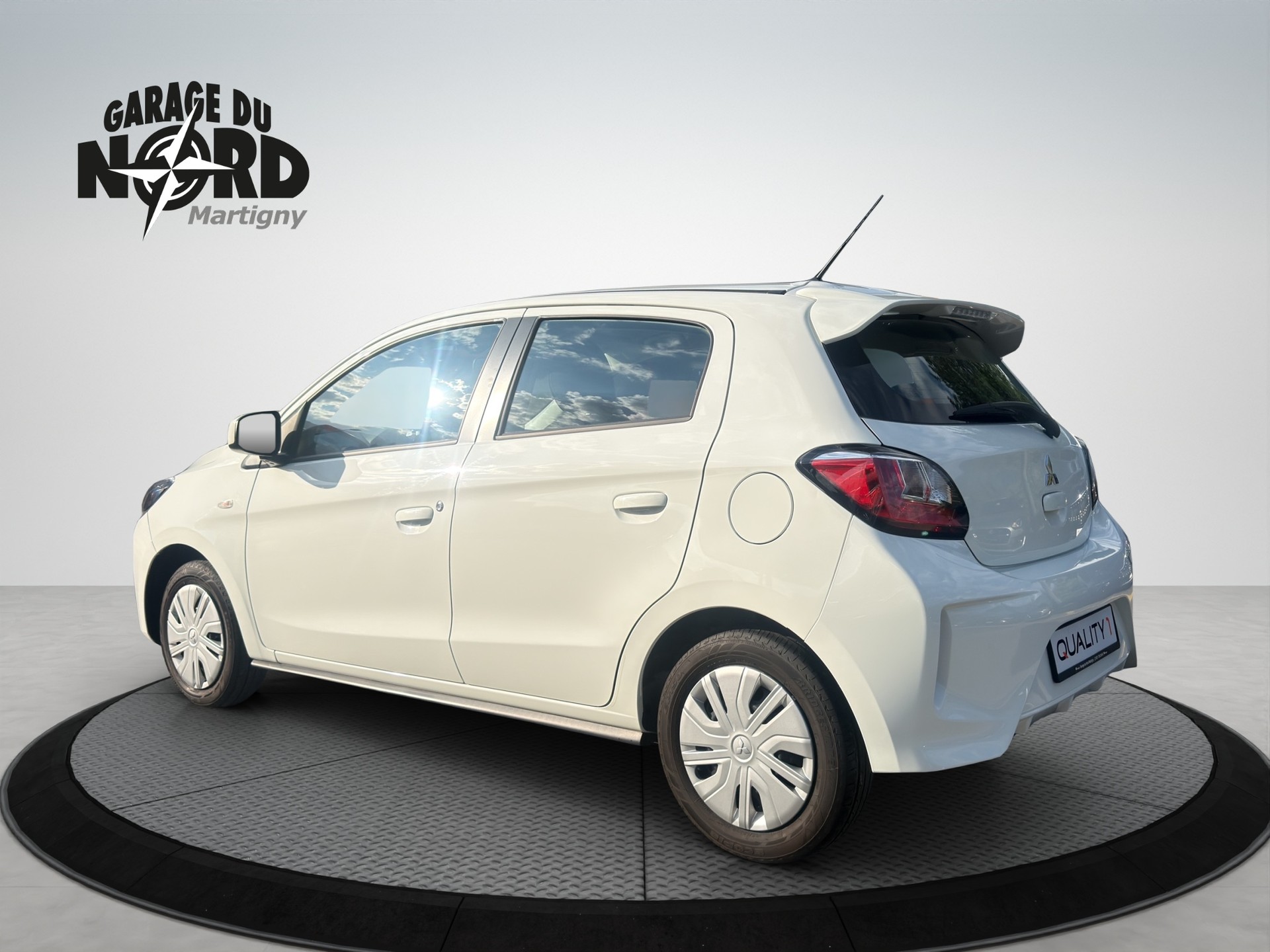 MITSUBISHI Space Star 1.2 CVT Inform-showroom-element-3