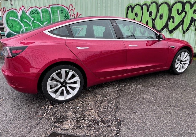 TESLA Model 3 Long Range Dual Motor AWD-image-4