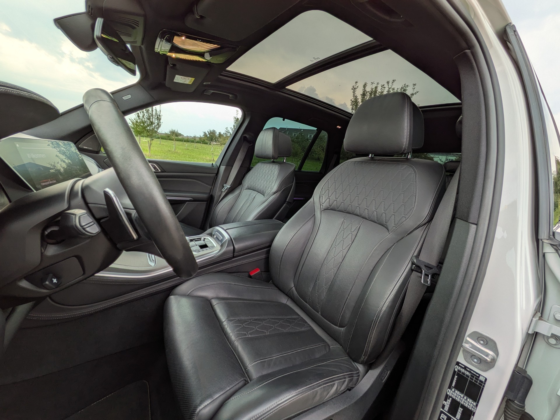 BMW X5 xDrive M50d Steptronic-image-12