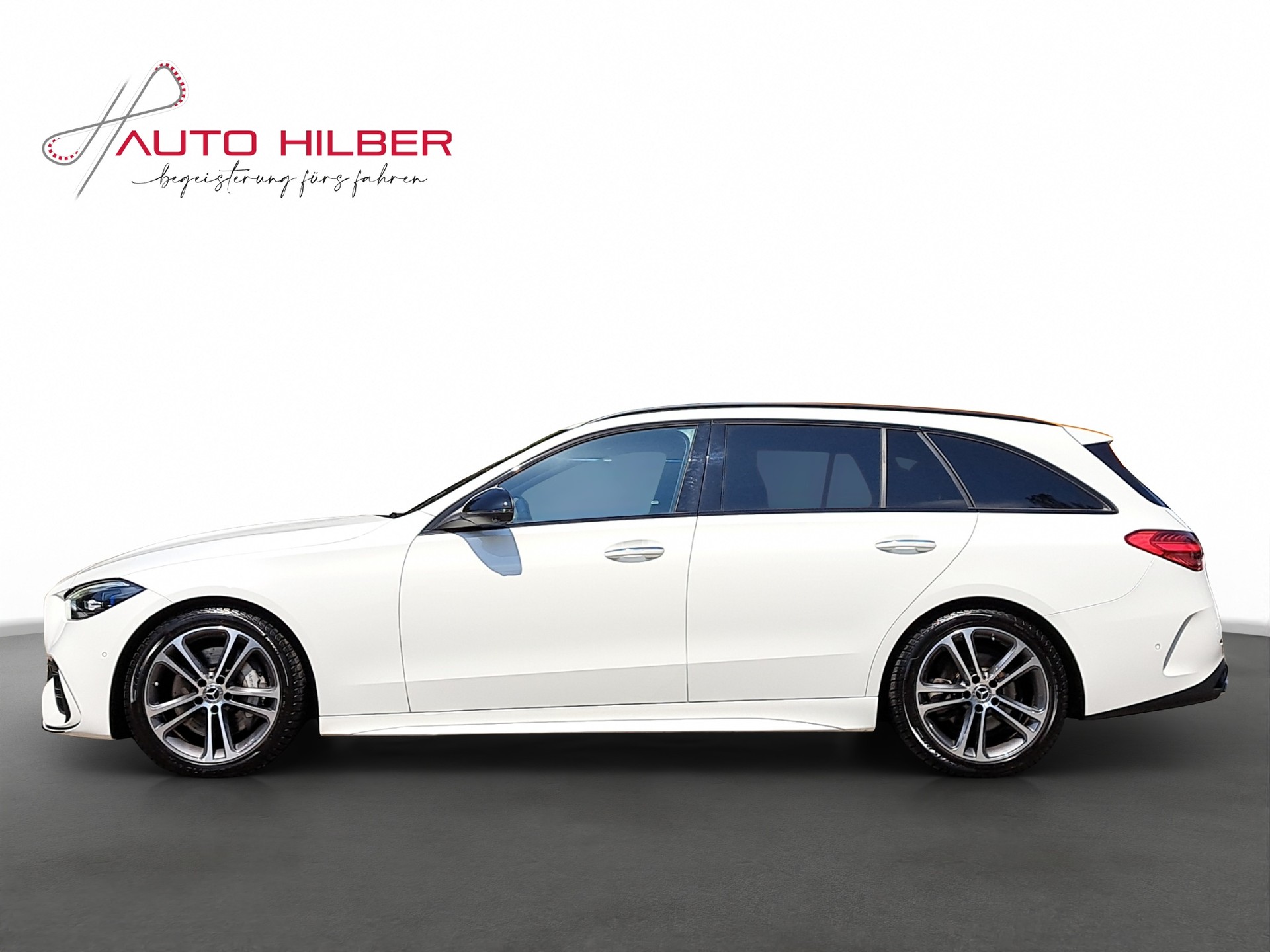MERCEDES-BENZ C 220 d T AMG Line *Anhängerkupplung / Pack Sport Black / 360°Cam*-showroom-element-2